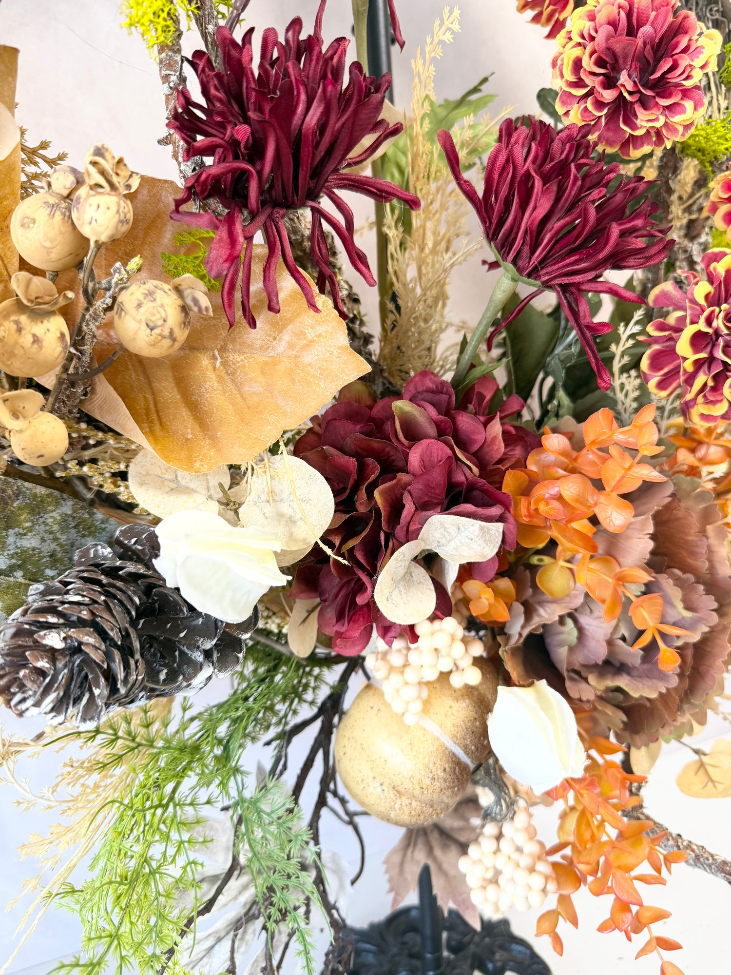 33" Crisp & Cool Wreath