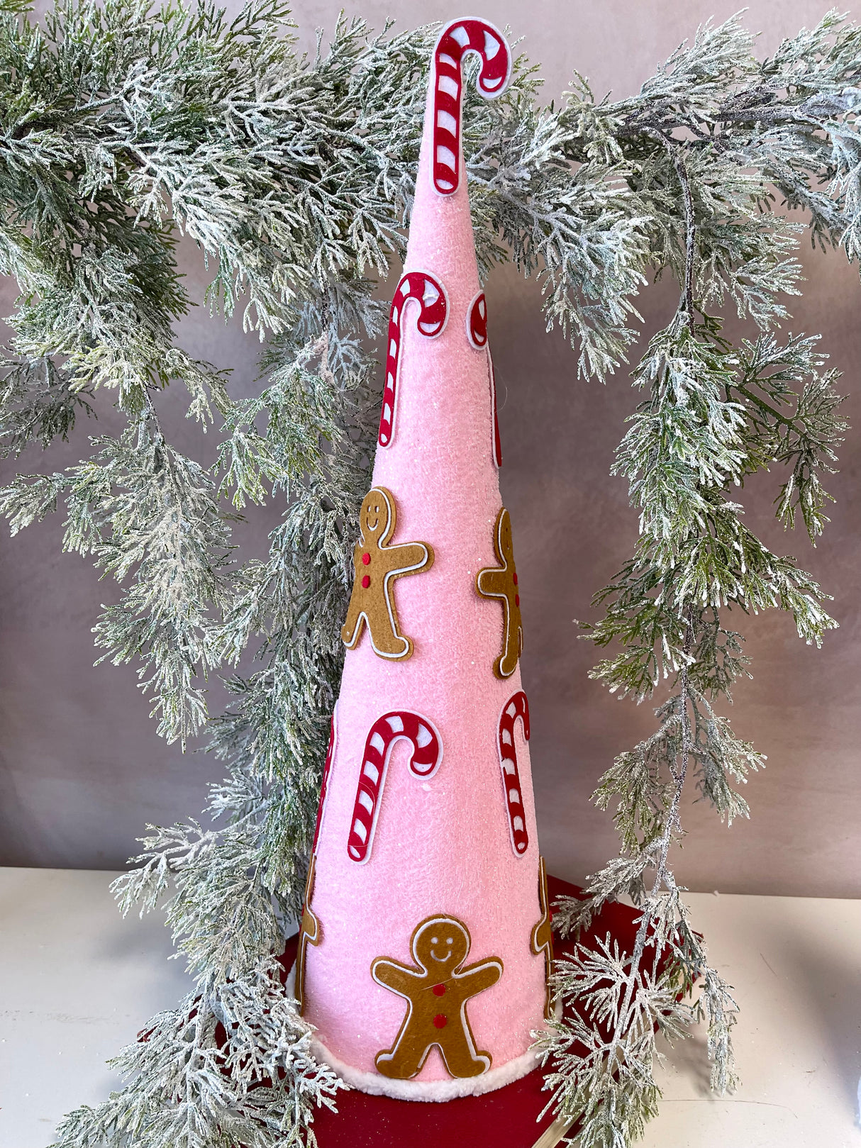 Holiday Fun Gingerbread Tree Set of 2