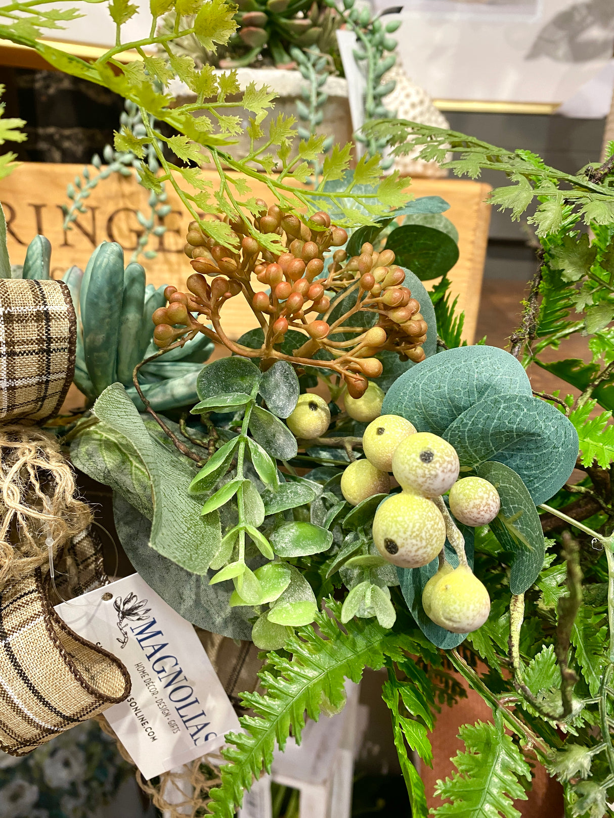 31" Nature's Majesty Swag