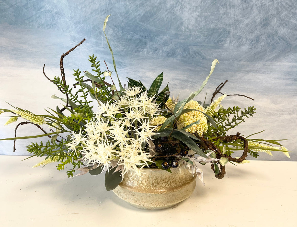 24" Blue Grove Centerpiece