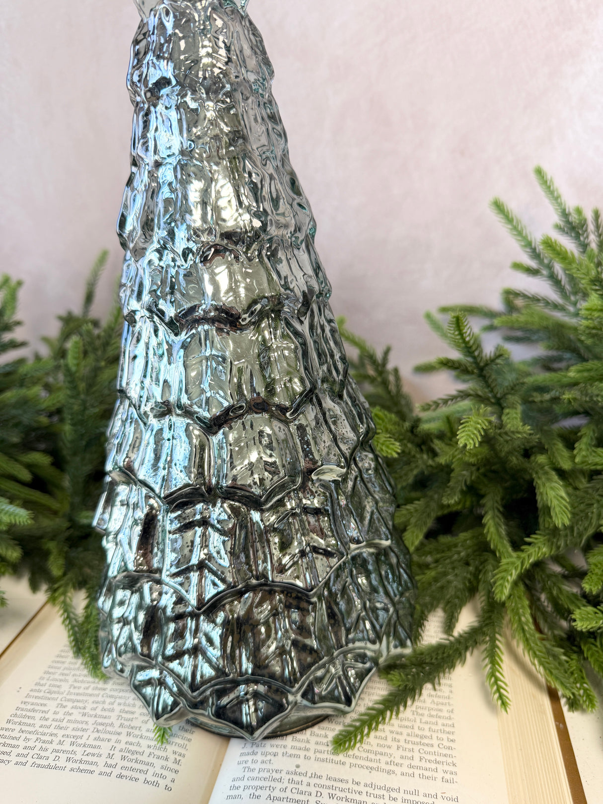 15" Aries Glass Tree