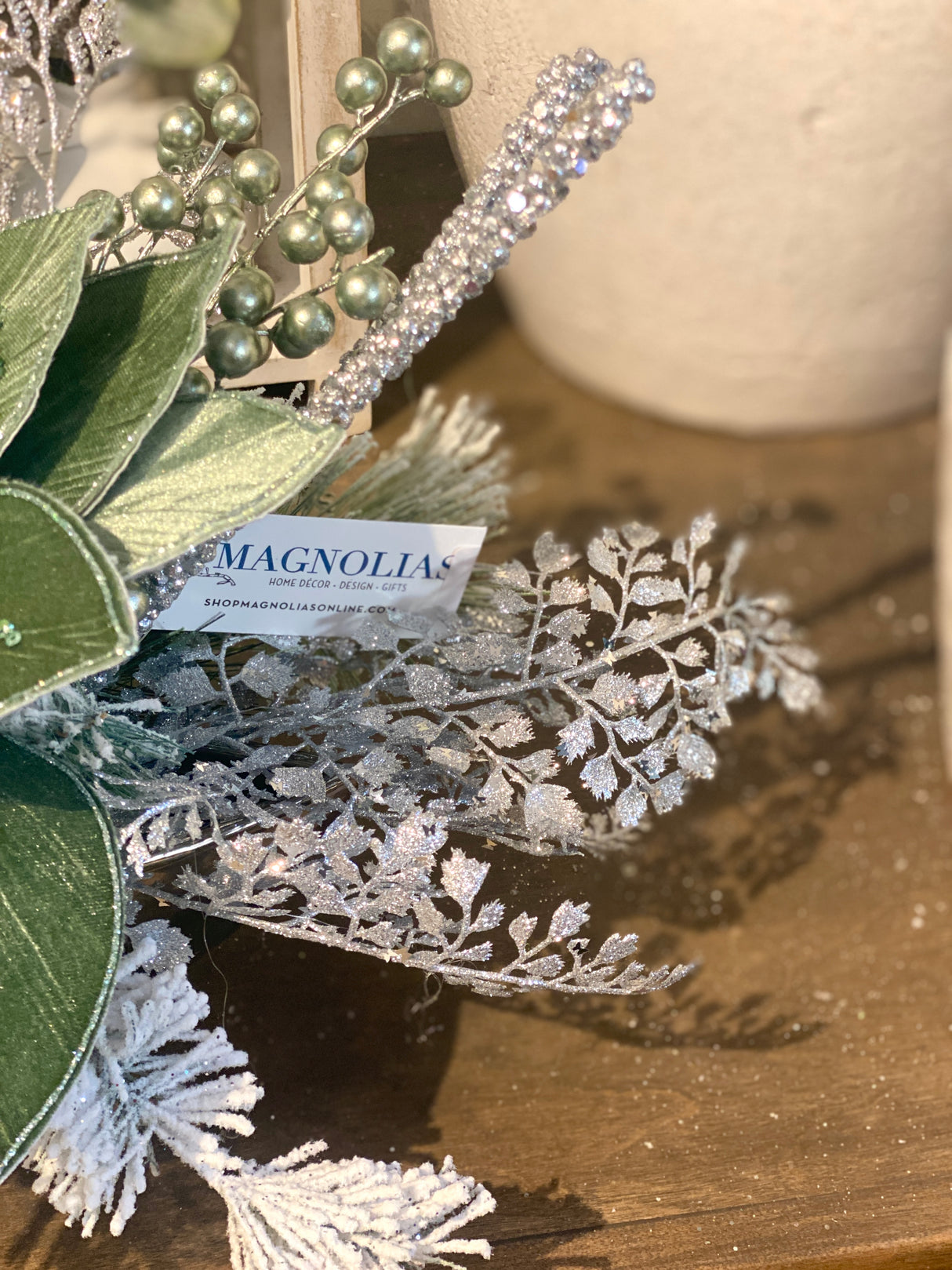 22" Spearmint Frost Centerpiece