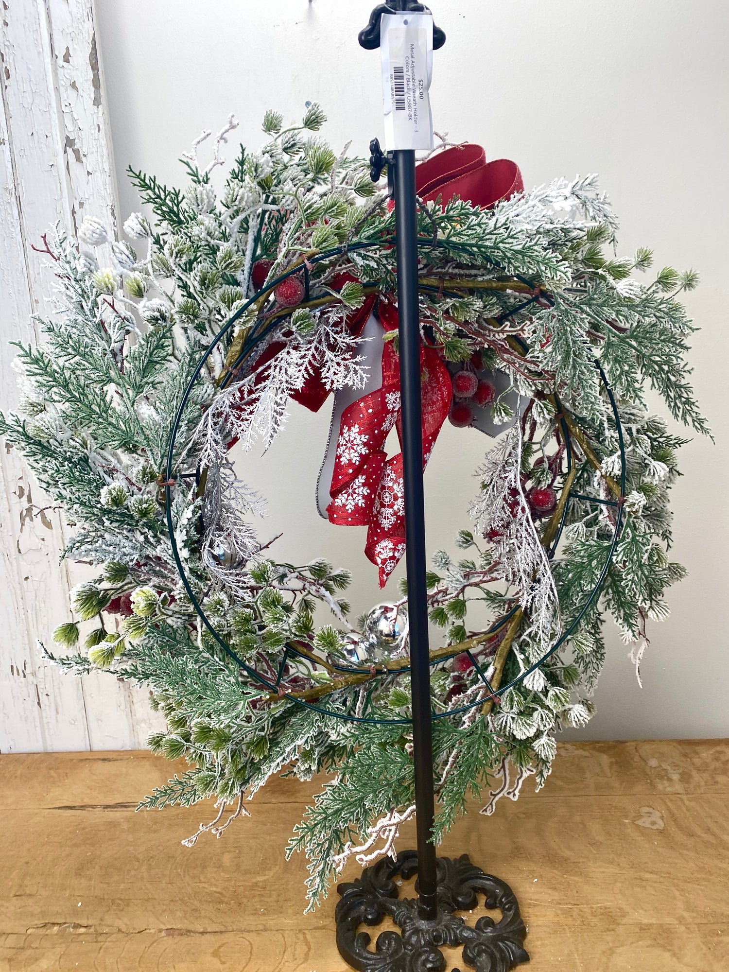 26" Glitz And Shimmer Wreath