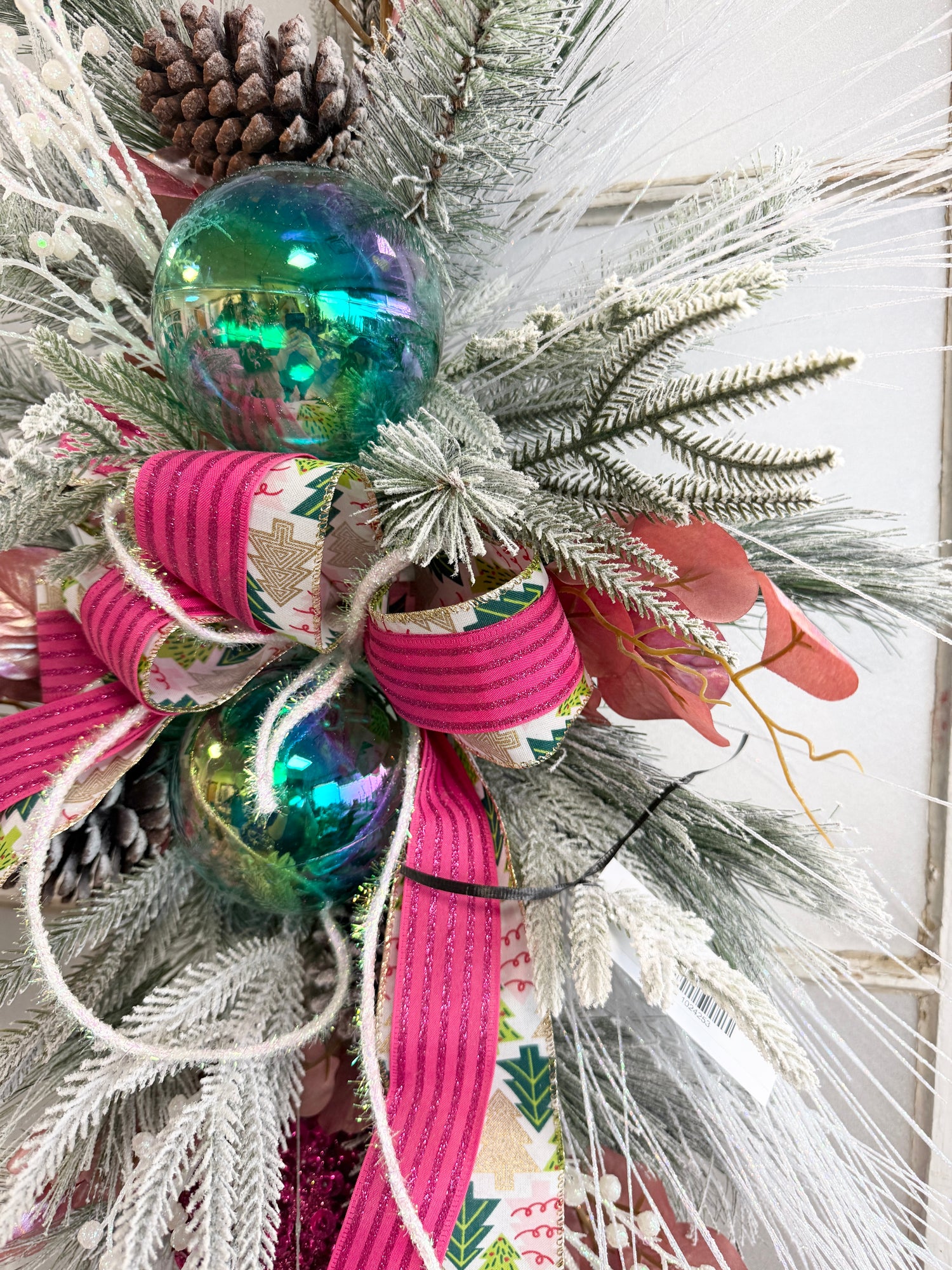 37" Kates Whimsical Door Swag