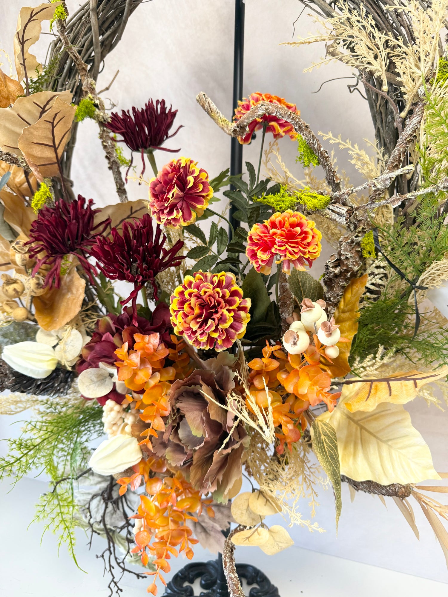 33" Crisp & Cool Wreath