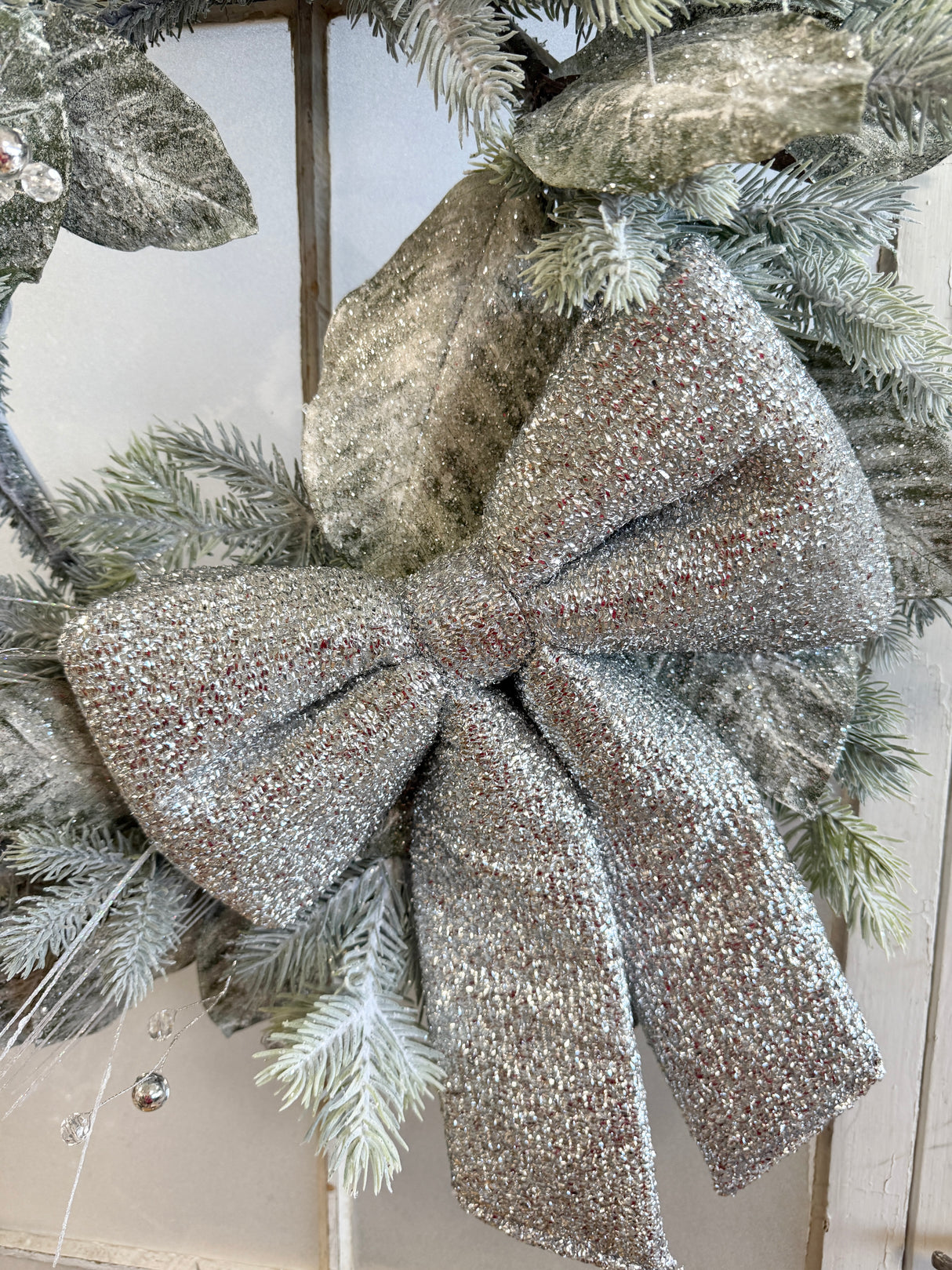 Silver Tidings Wreath Kit