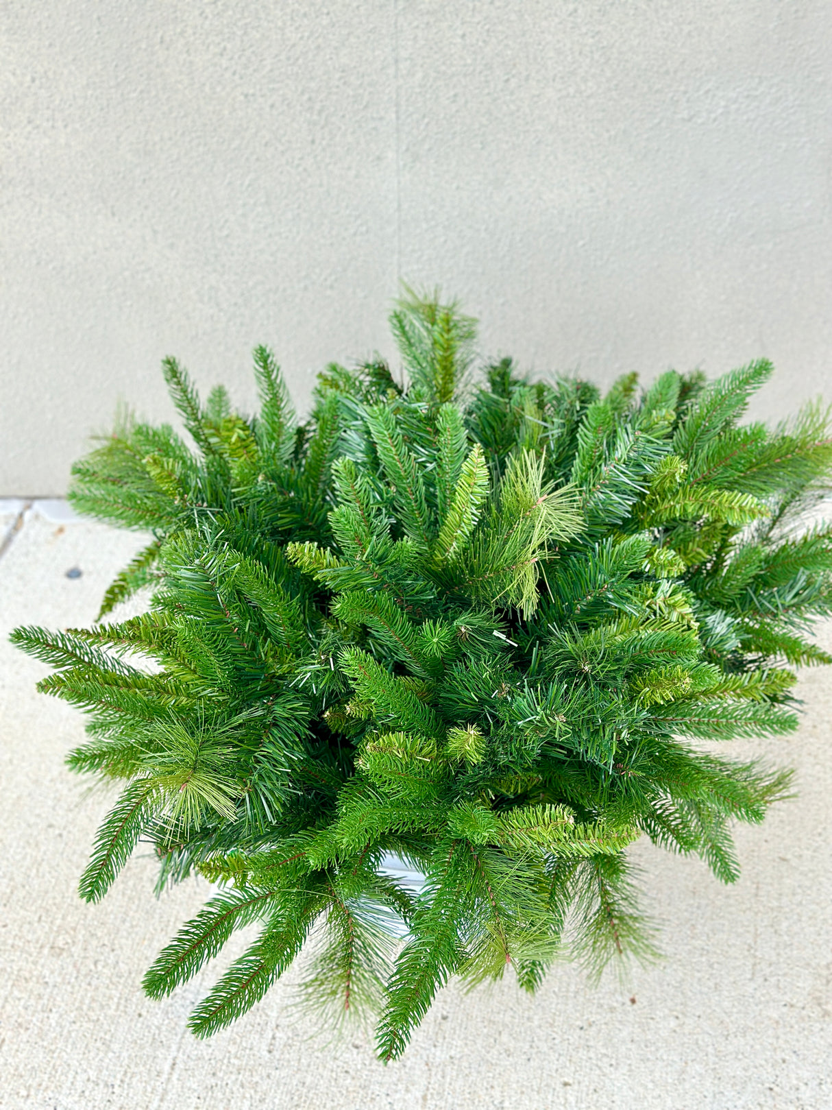 Pine Porch Pot Cover