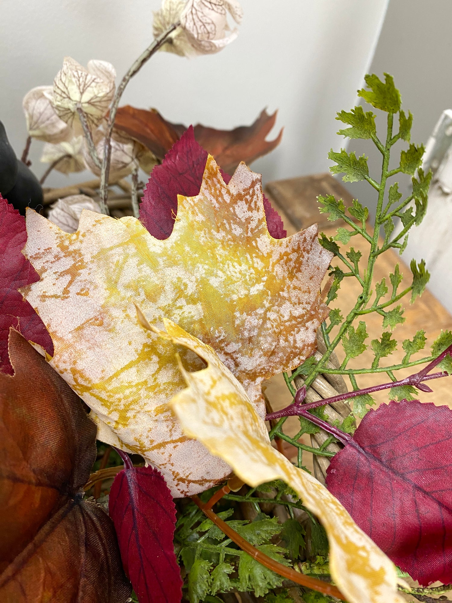 35" Autumn Delight Swag