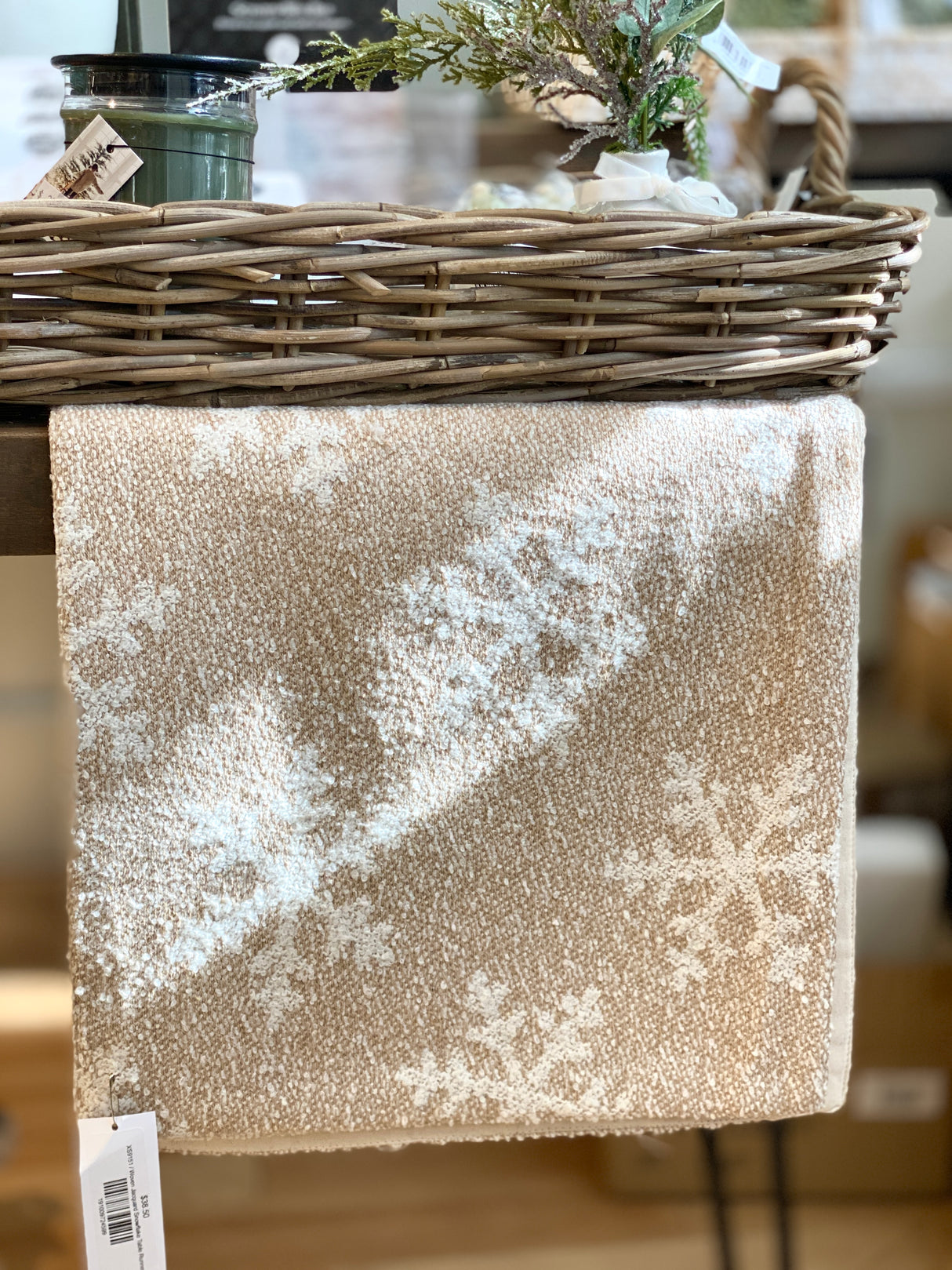 Woven Jacquard Snowflake Table Runner