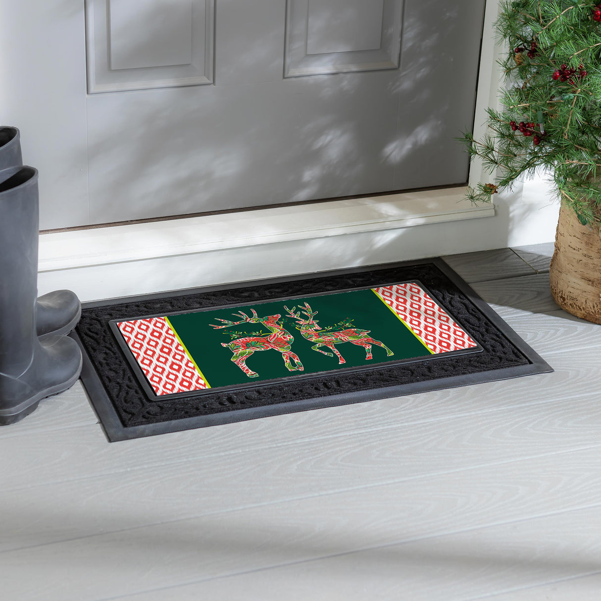 Patterned Reindeer Sassafras Switch Mat