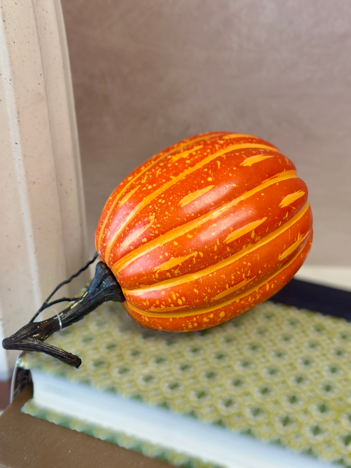 7" Autumn Vibes Pumpkin