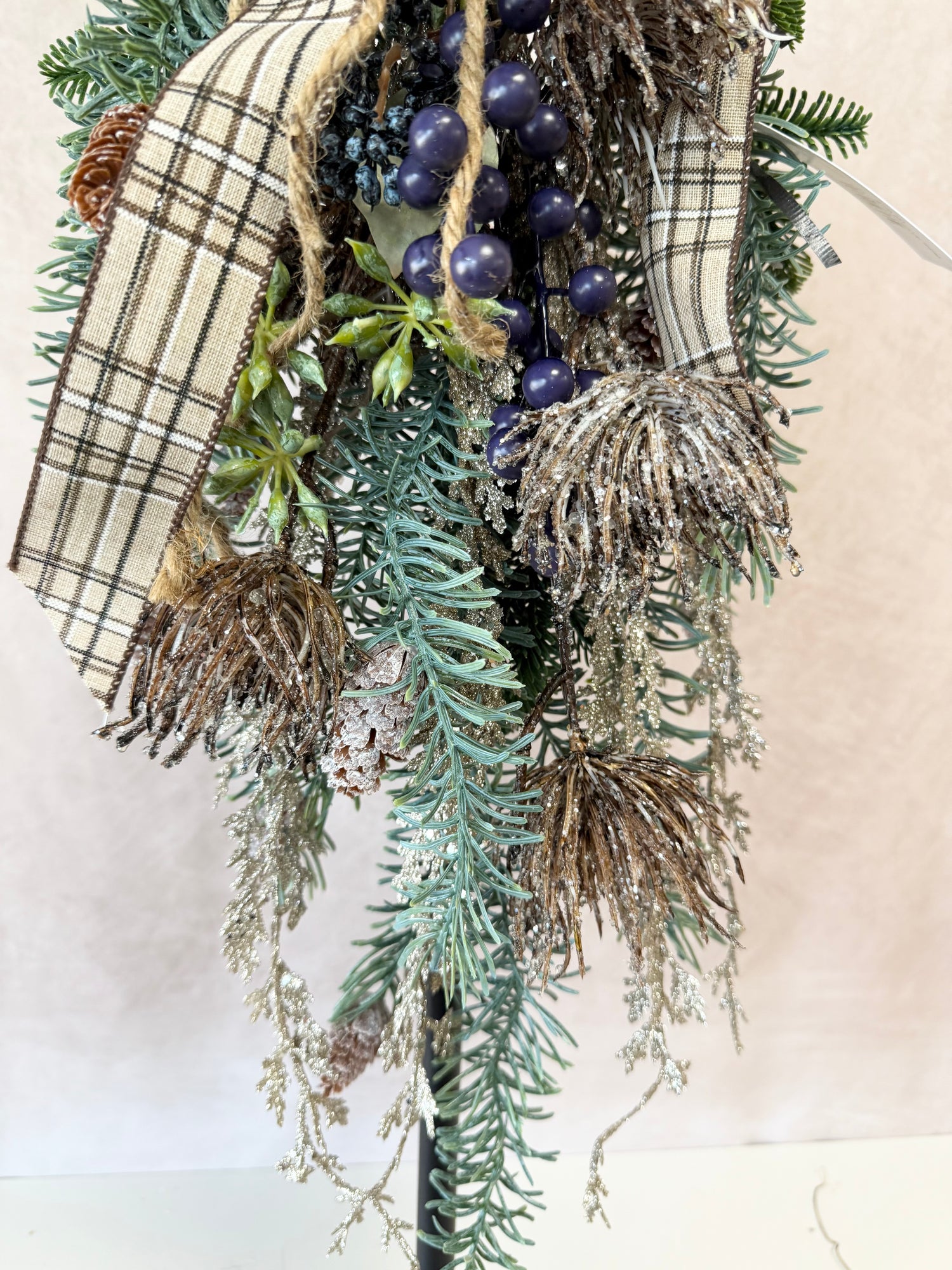 24" All Spruced Up Swag