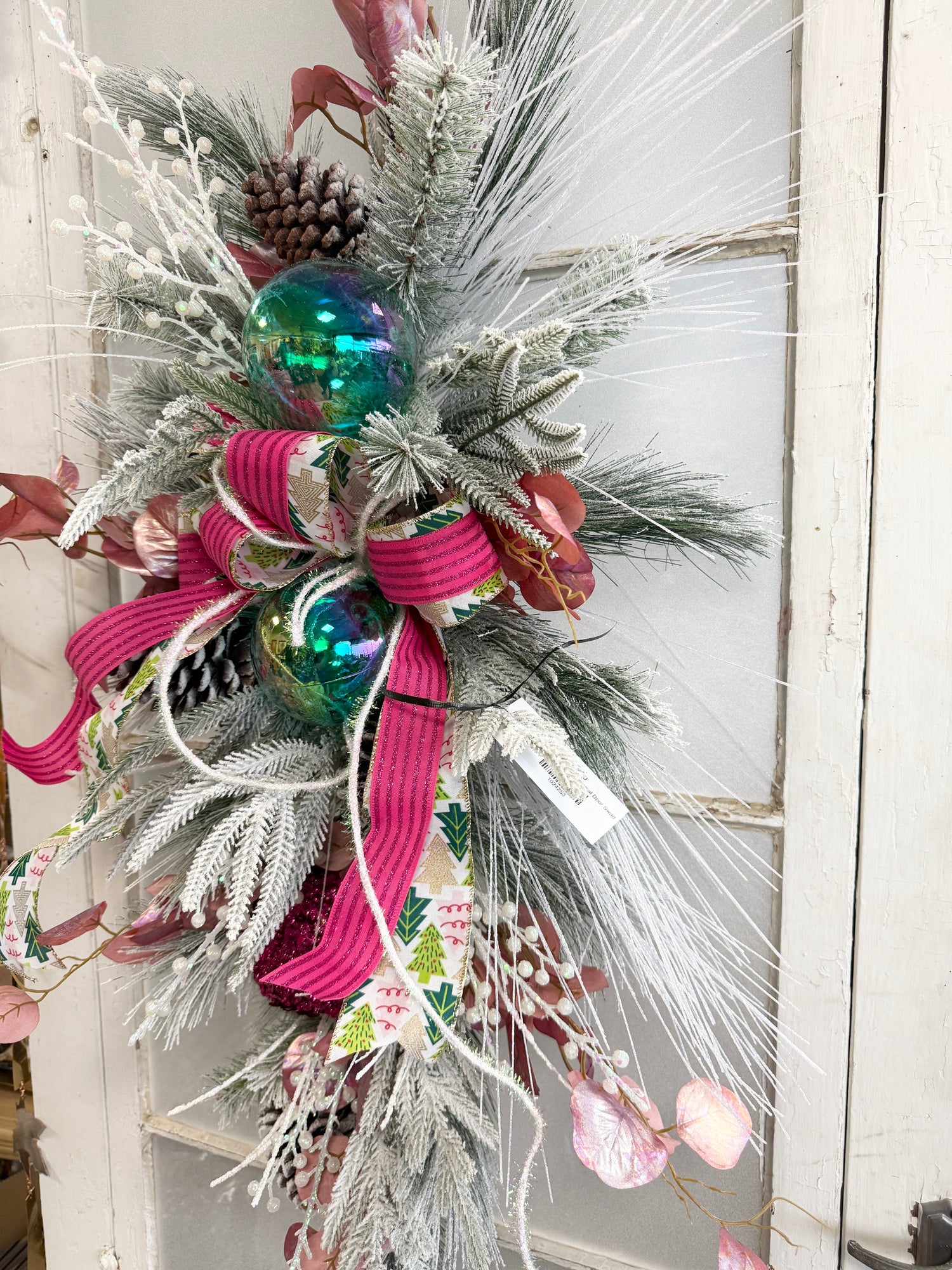 37" Kates Whimsical Door Swag