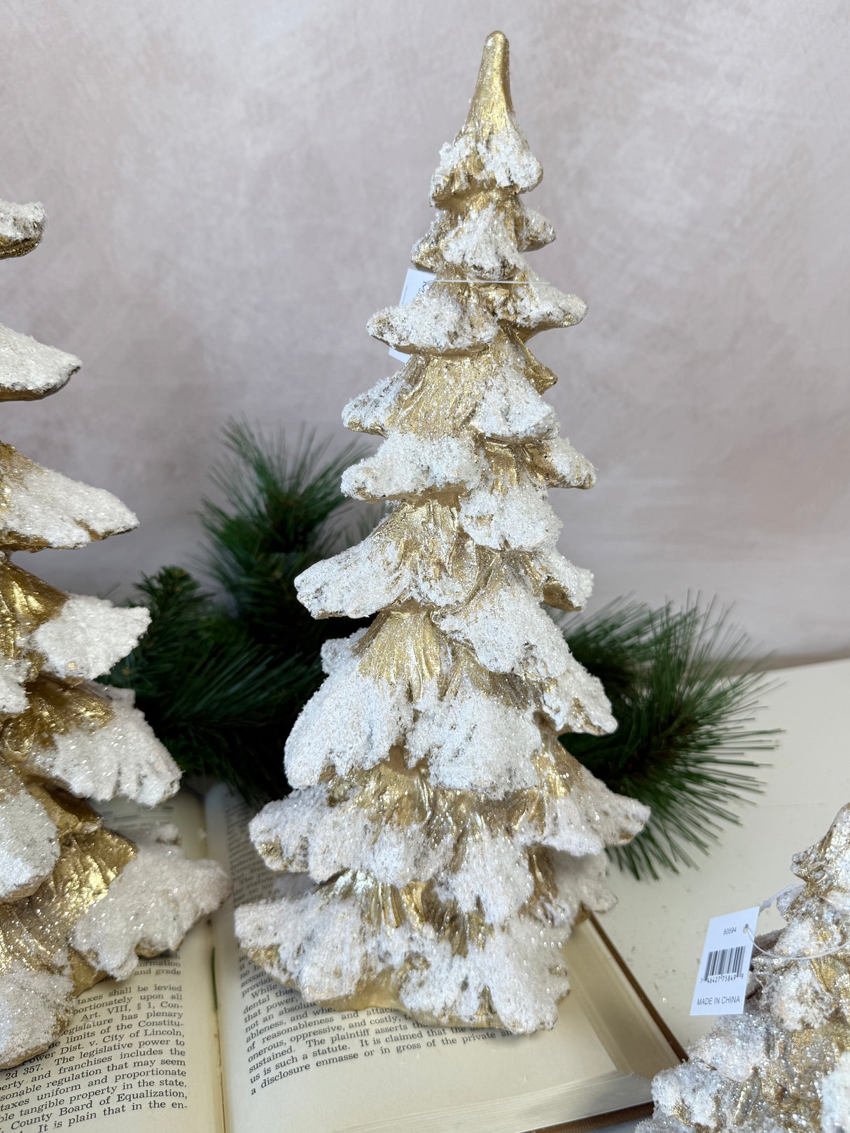 Glitter & Gold Resin Christmas Tree Set of 4
