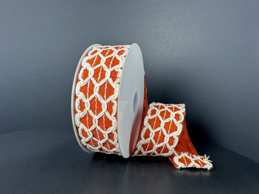 1.5" Ivory & Rust Scallop Ribbon Bolt