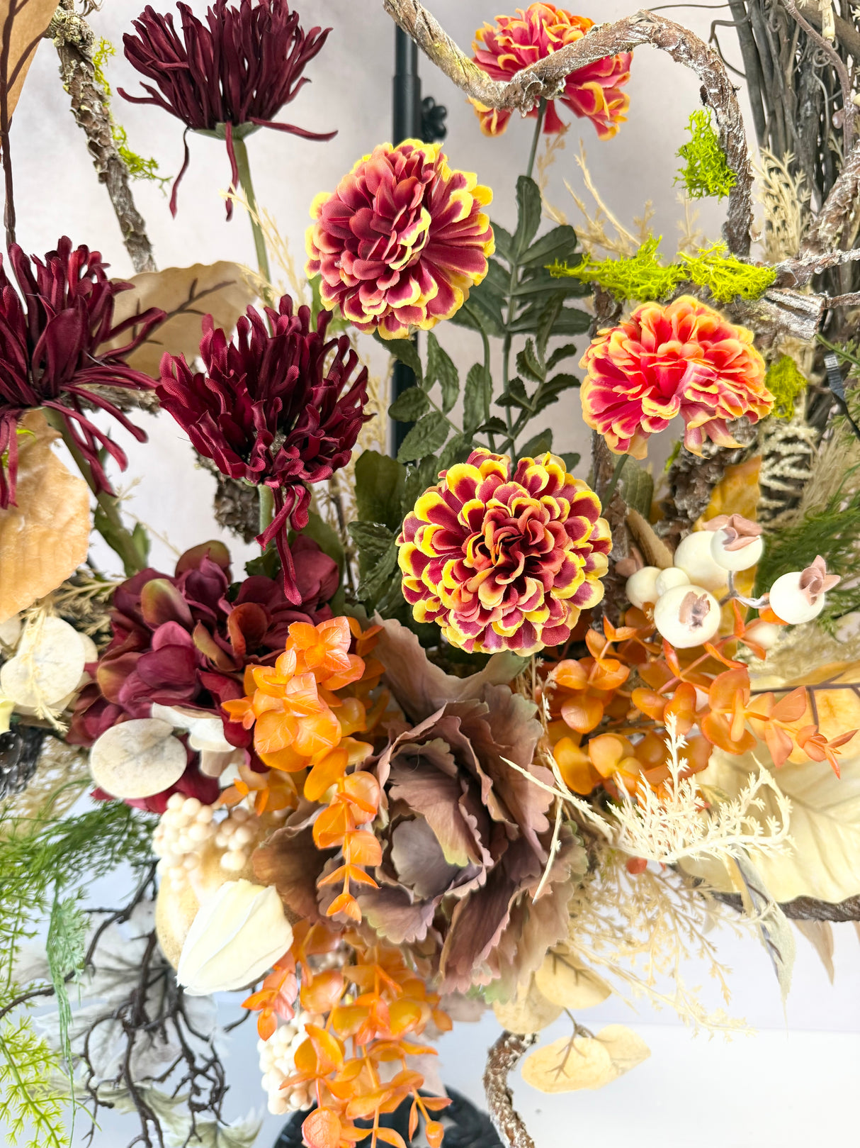 33" Crisp & Cool Wreath