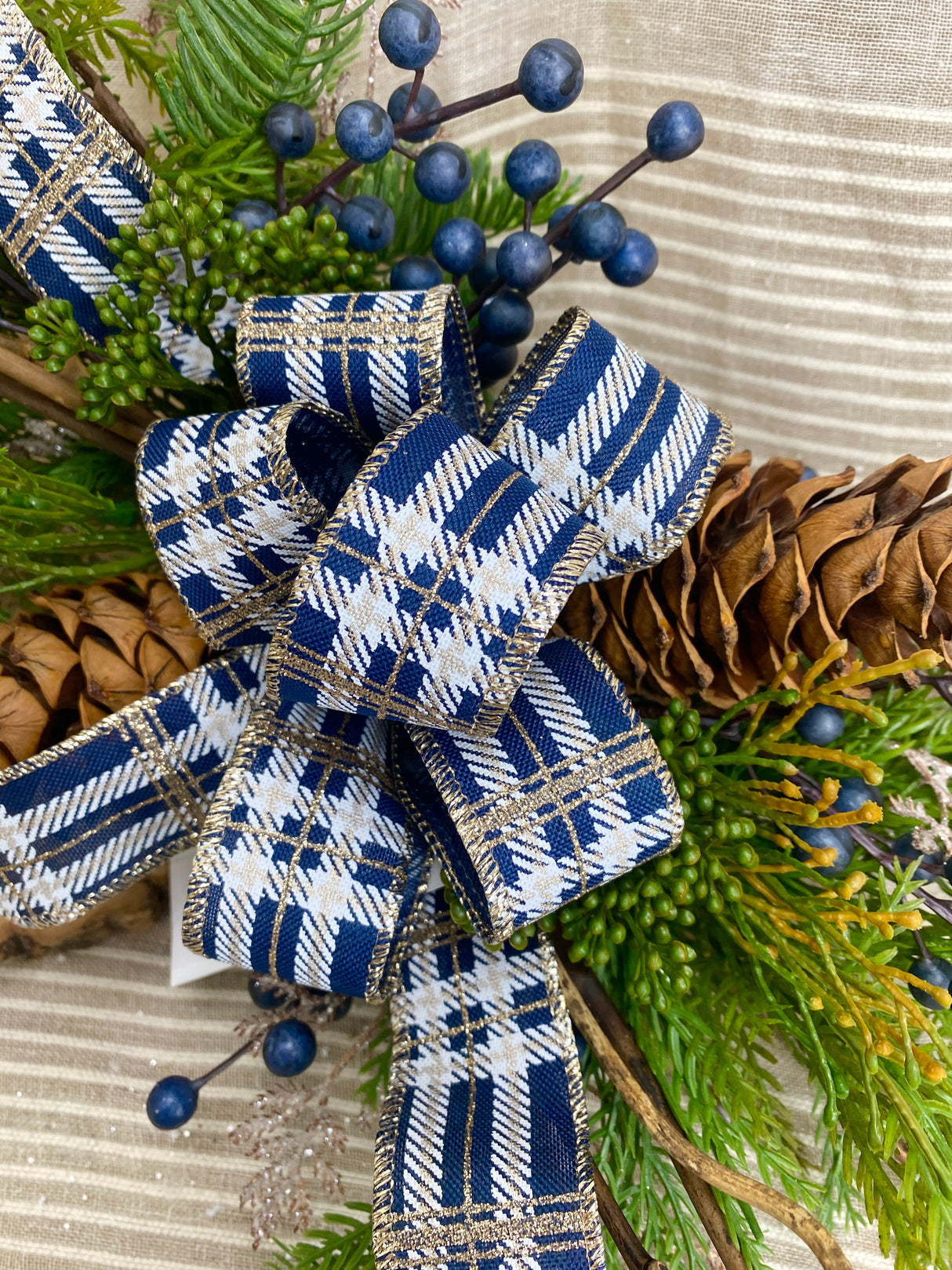 19" Glistening Winter Small Swag