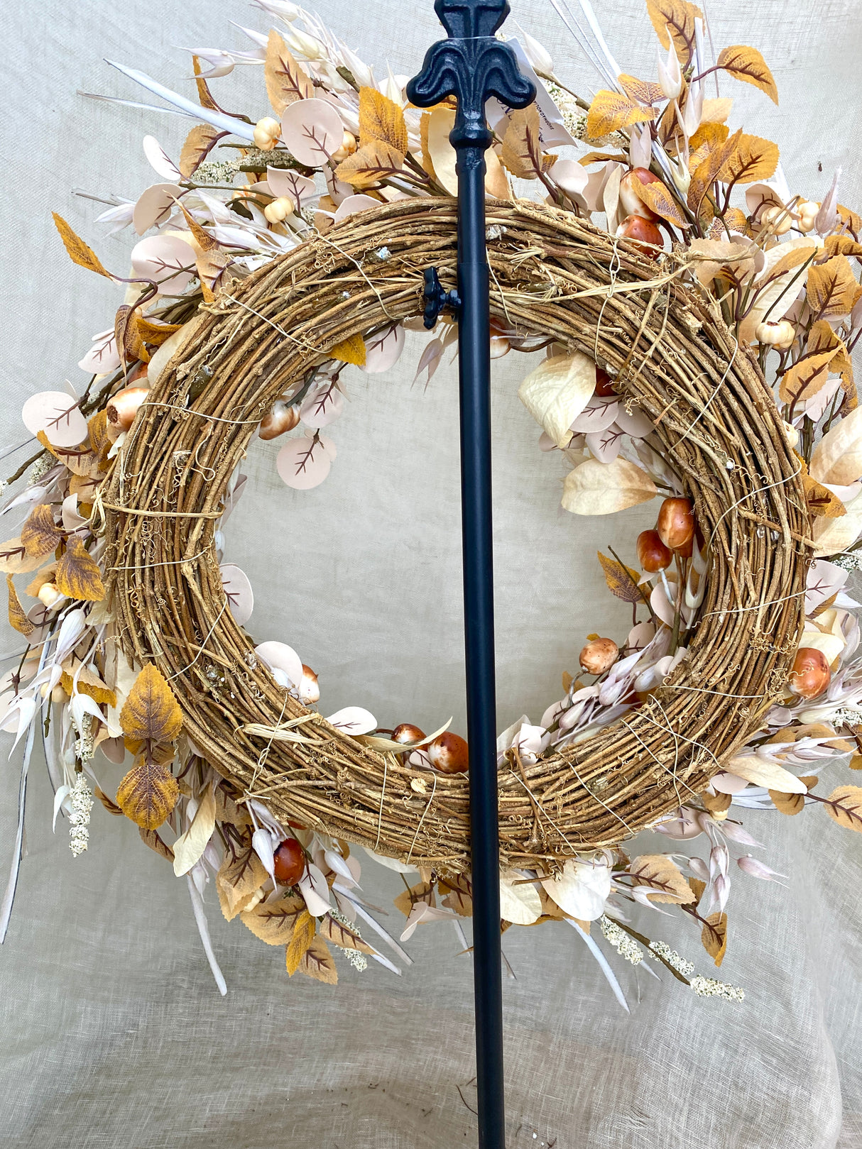 24" Bay Leaf Pod Wreath