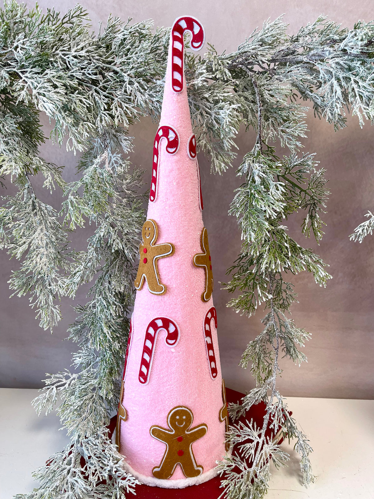 Holiday Fun Gingerbread Tree Set of 2