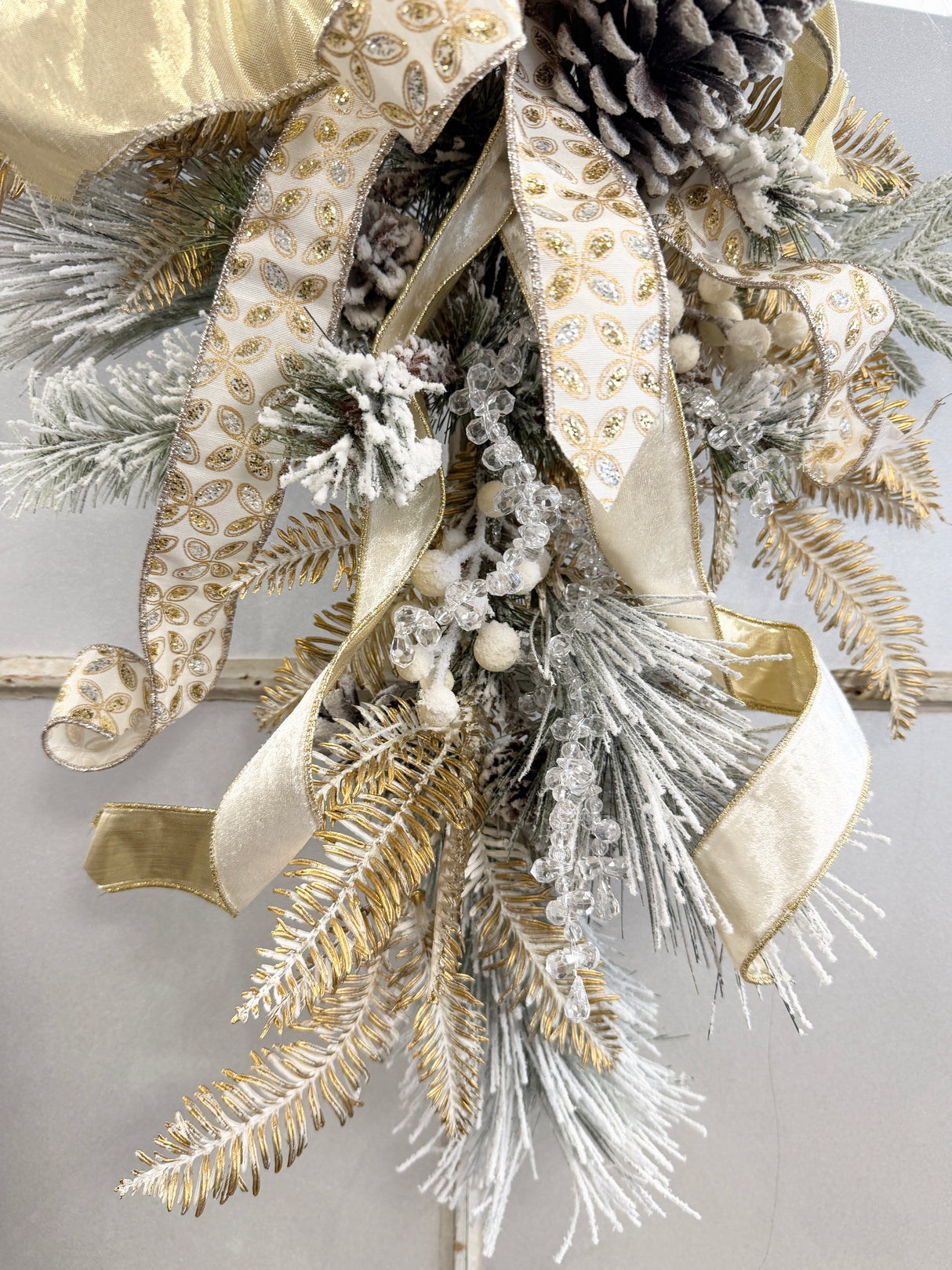 Ivory Elegance Swag Kit