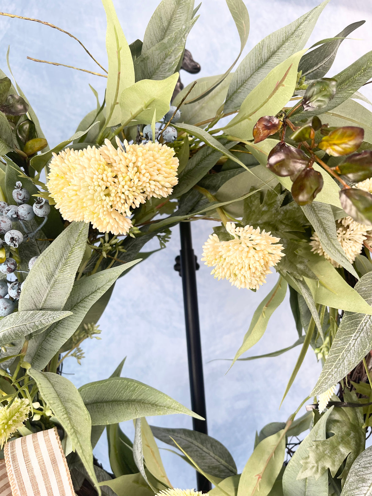 25" Lake Como Wreath