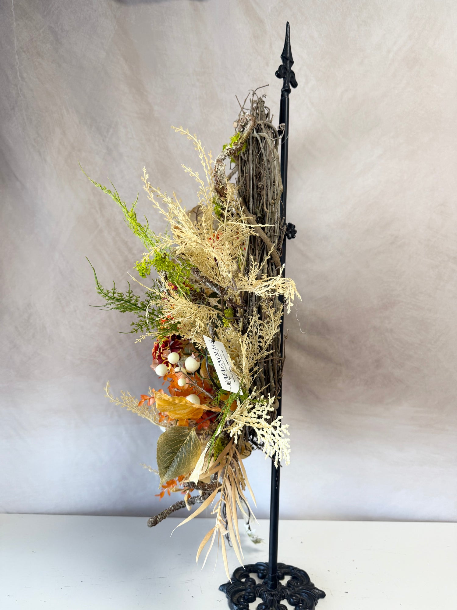 33" Crisp & Cool Wreath