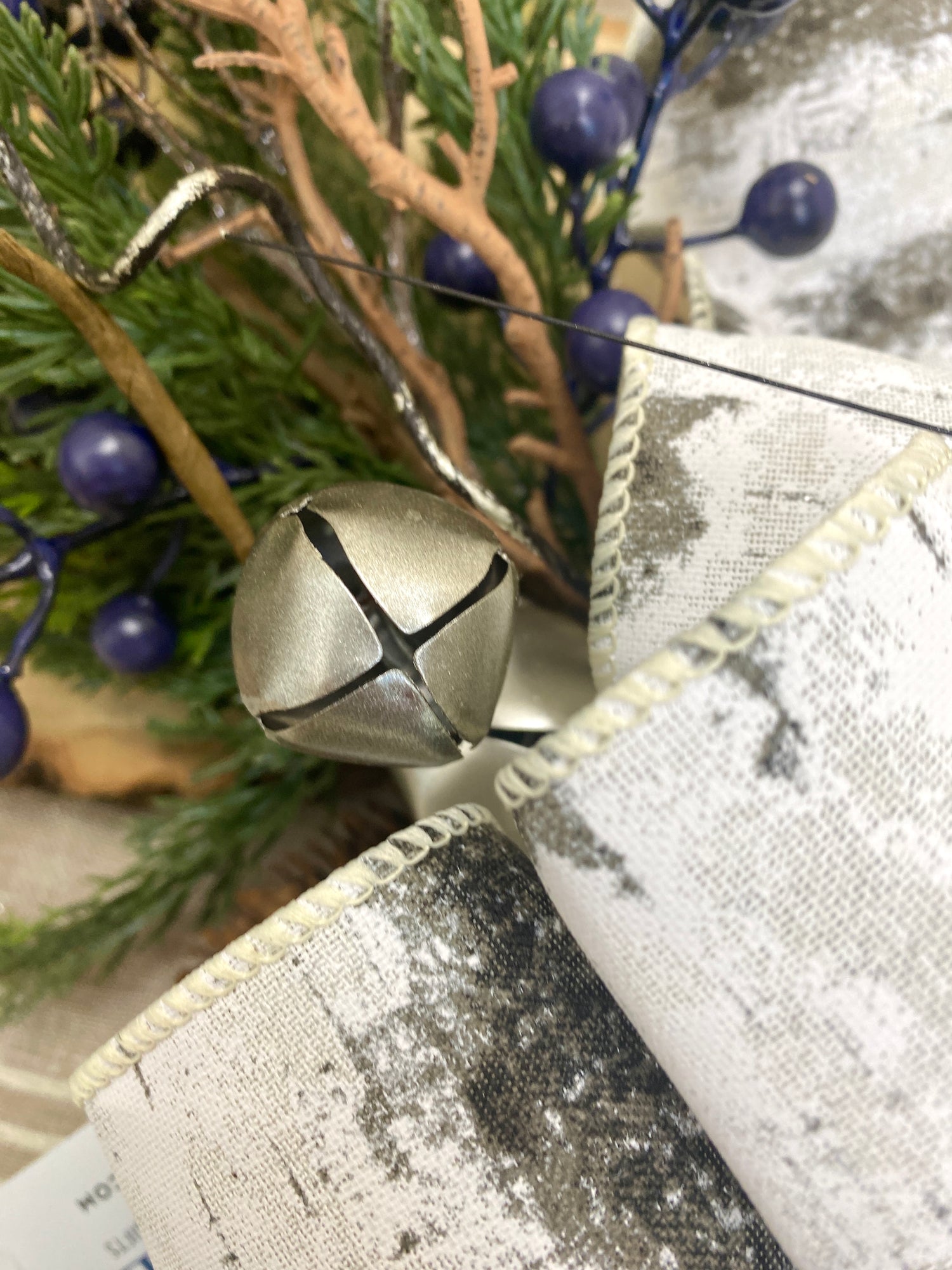 21" Winter's Sparkle Small Swag