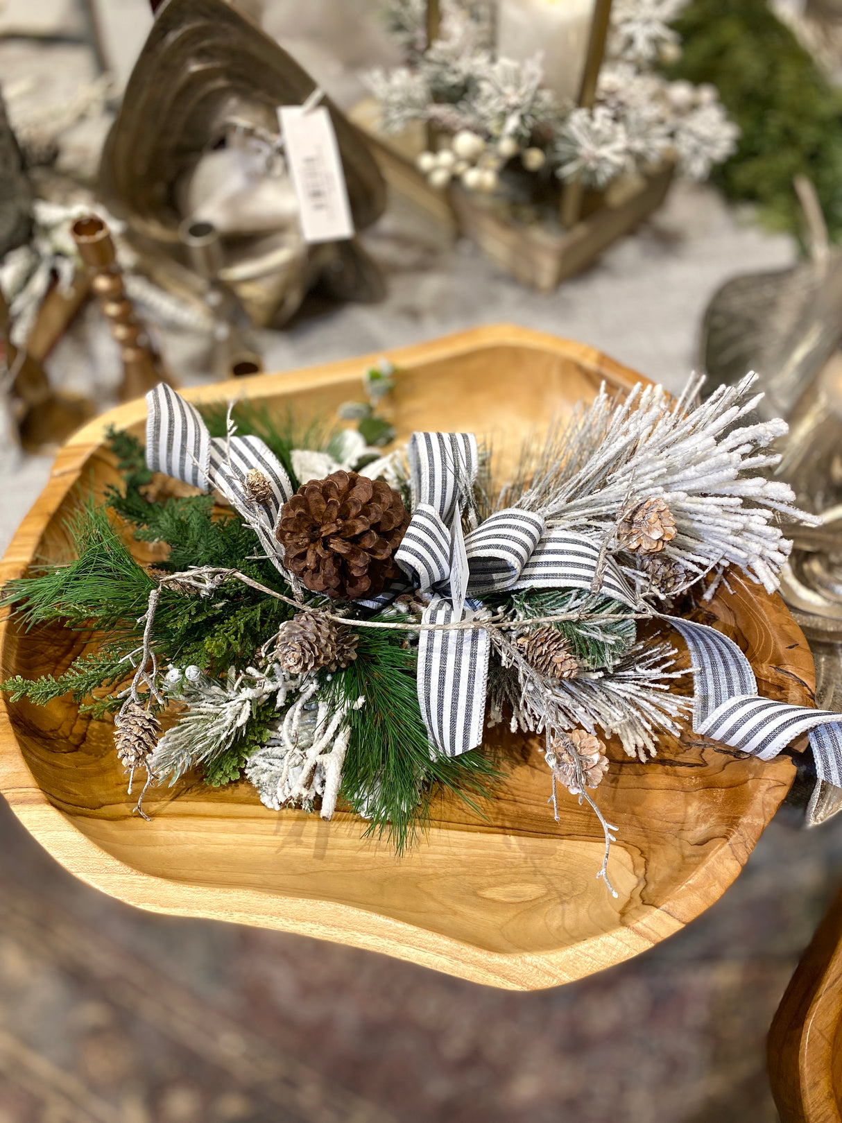 18" Wrapped In Frost Swag