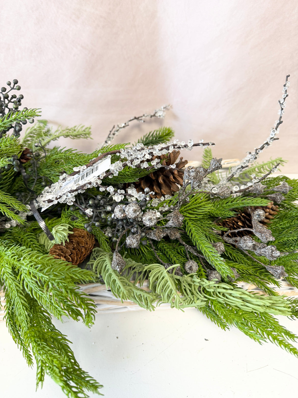 38" The Chills of Winter Swag