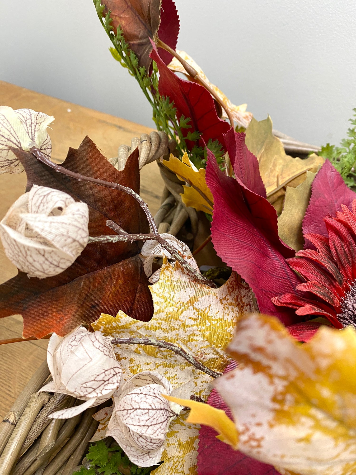 35" Autumn Delight Swag