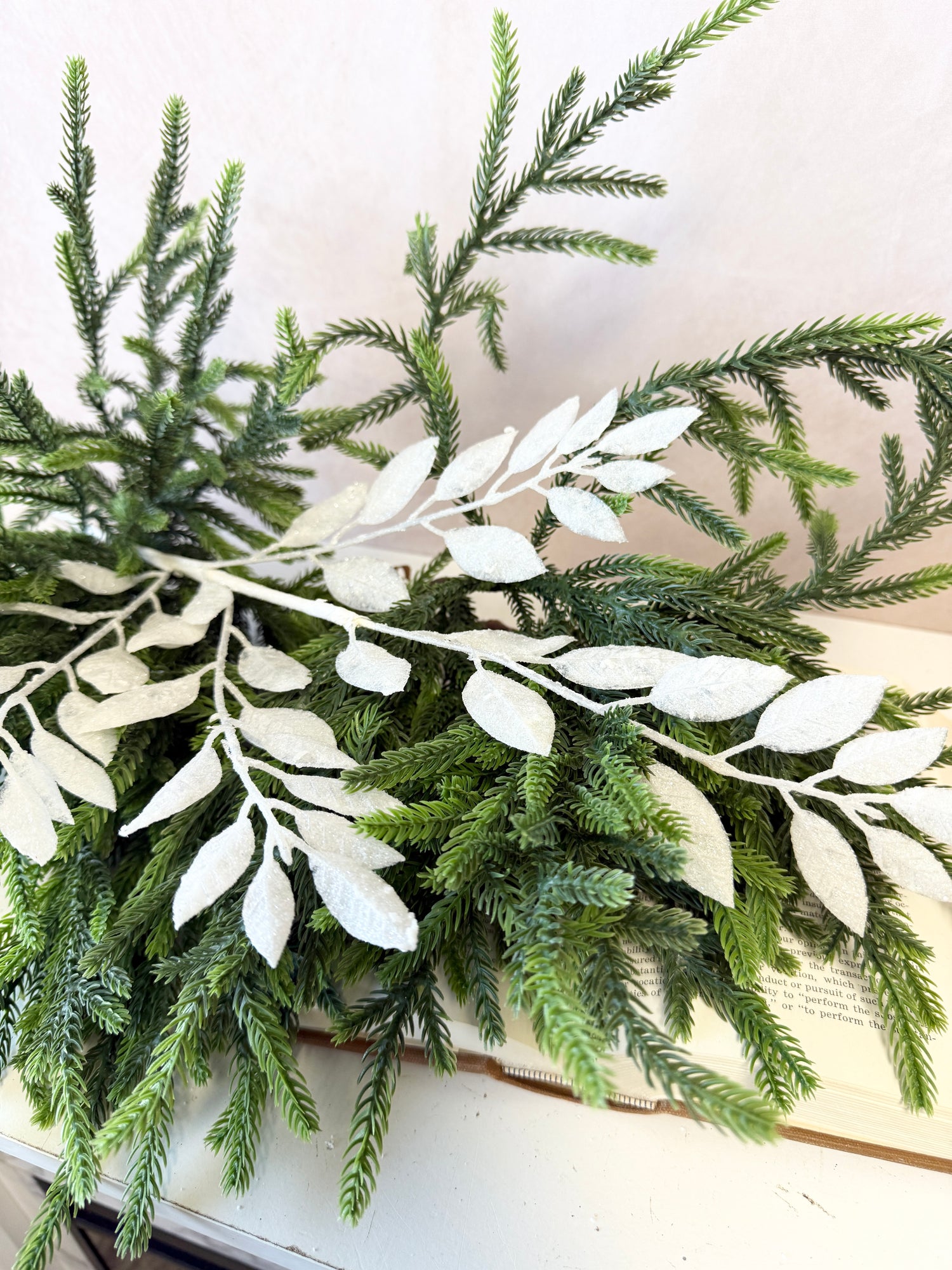 White Glitter Leaf Spray