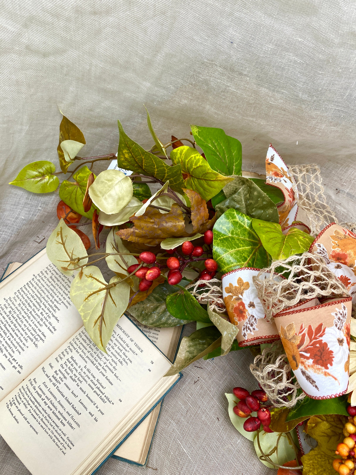 29" September Memories Swag