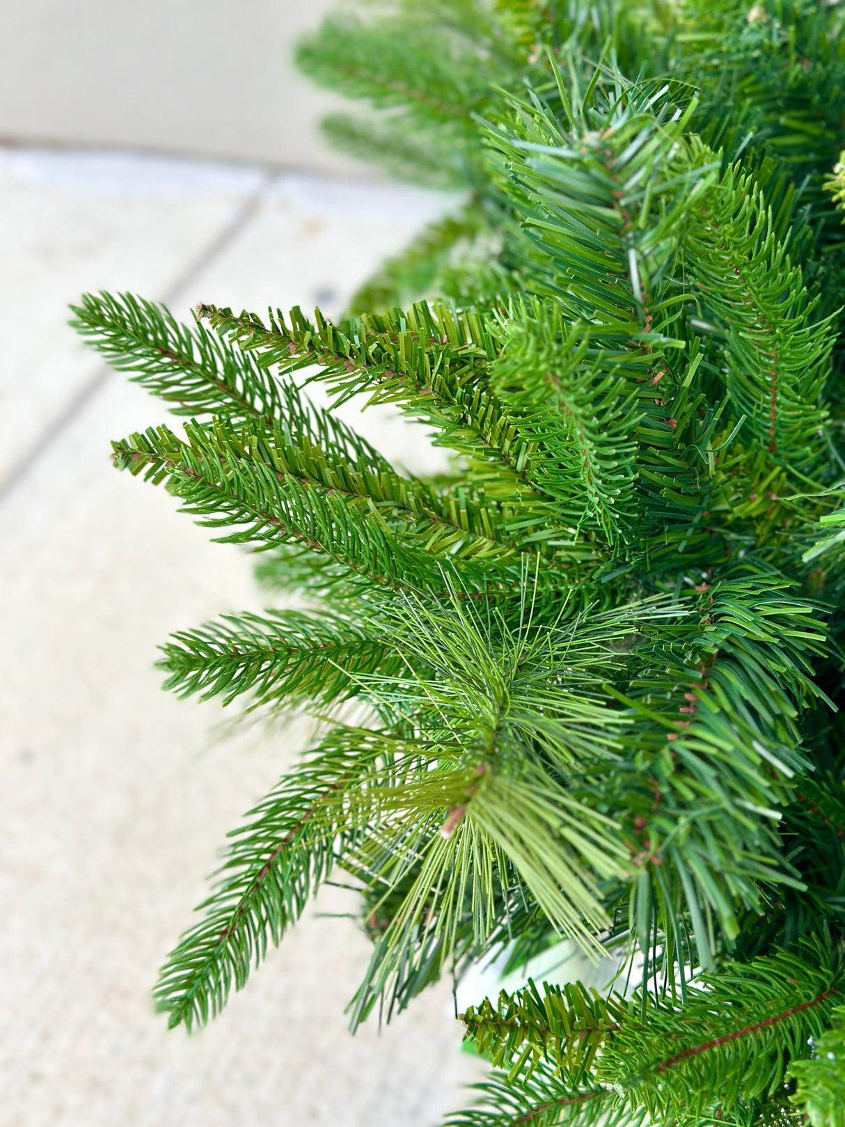 Pine Porch Pot Cover