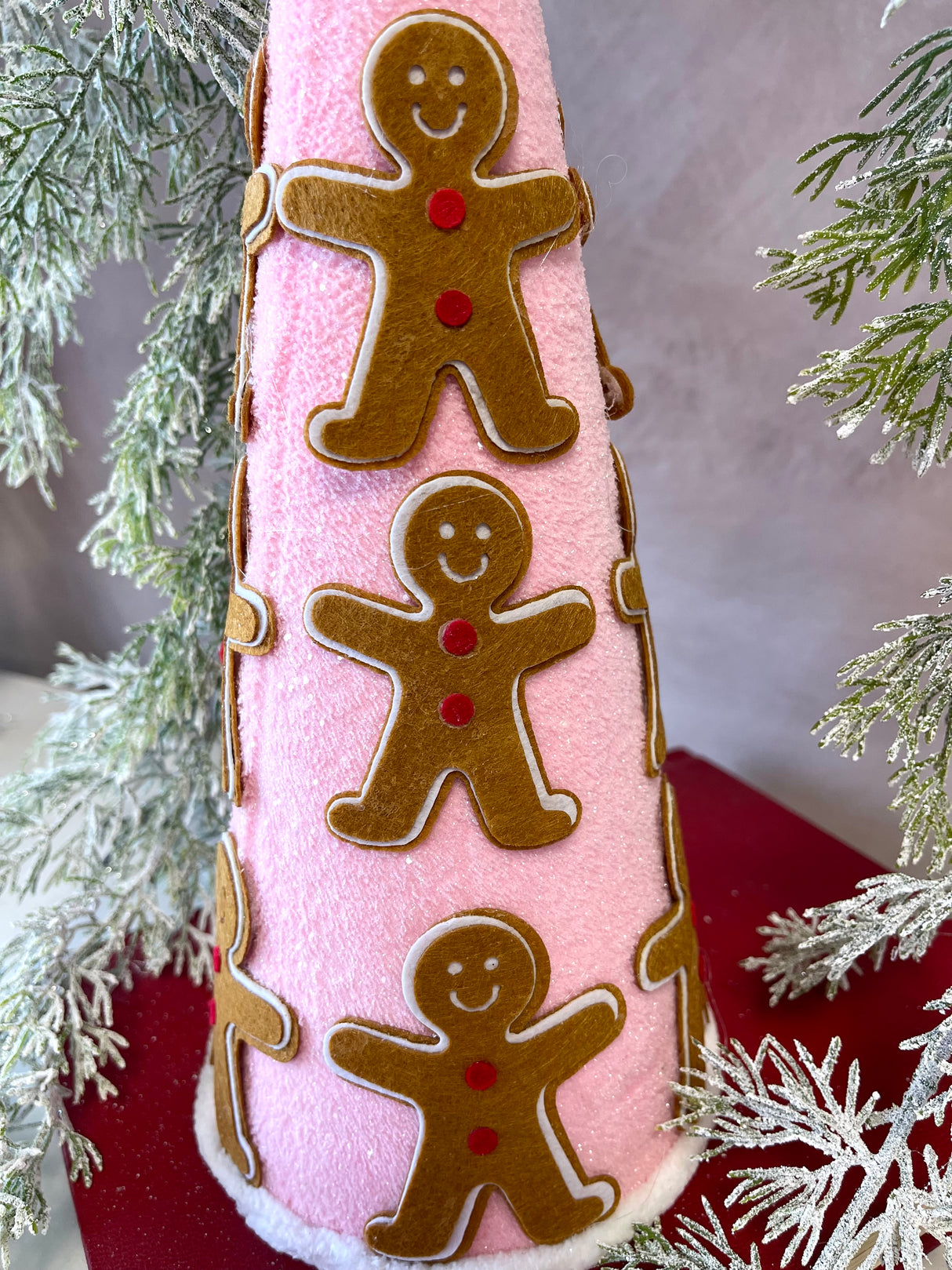 Holiday Fun Gingerbread Tree Set of 2