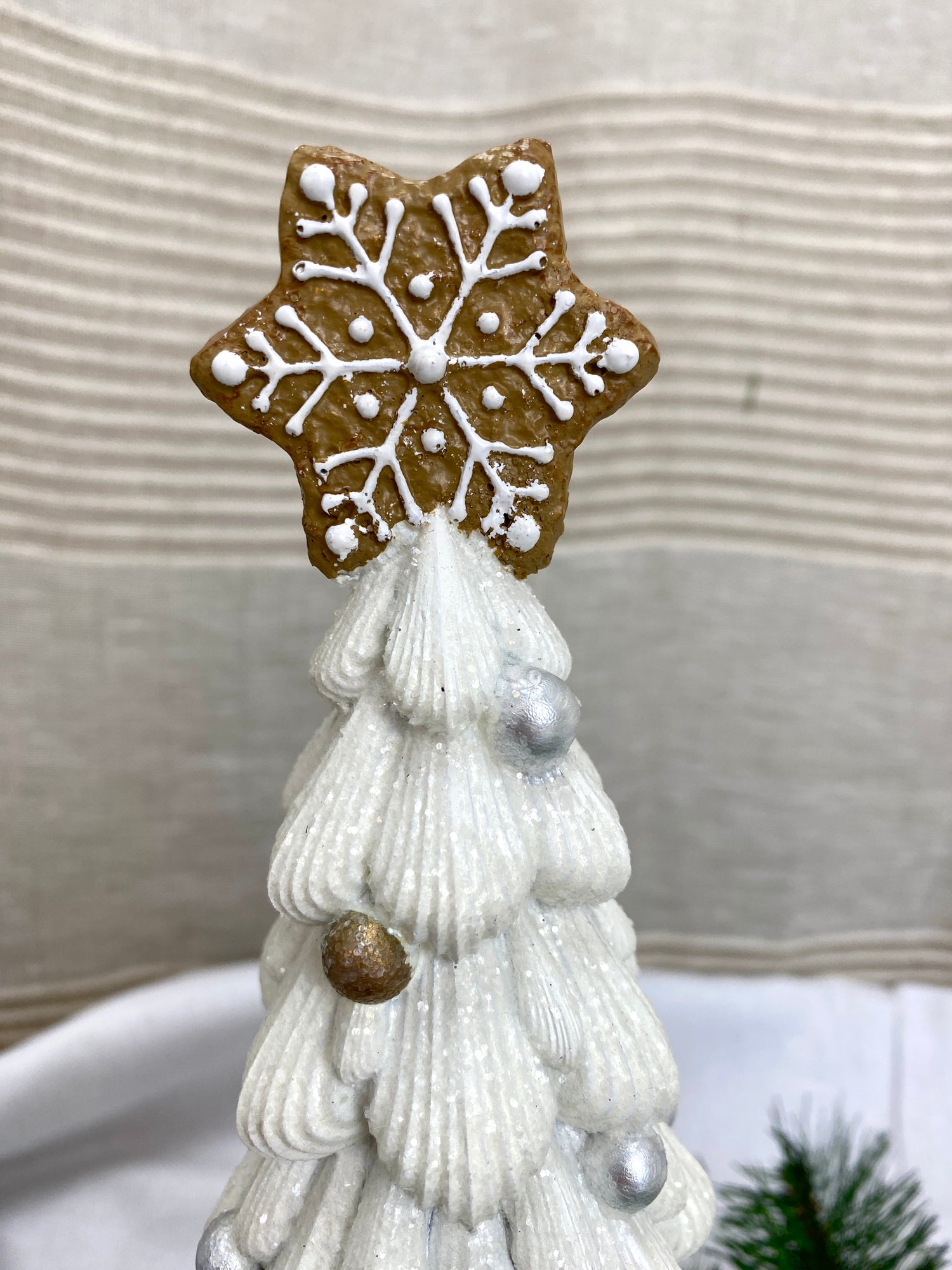Large Resin Frosting Tree