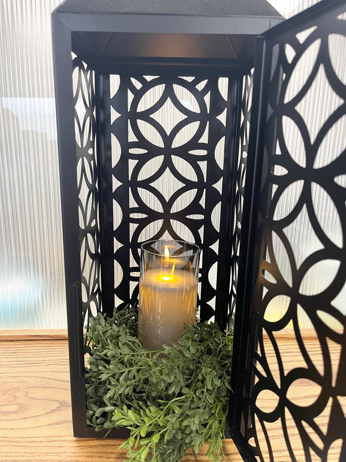 Iron Glow Lantern -2 Sizes