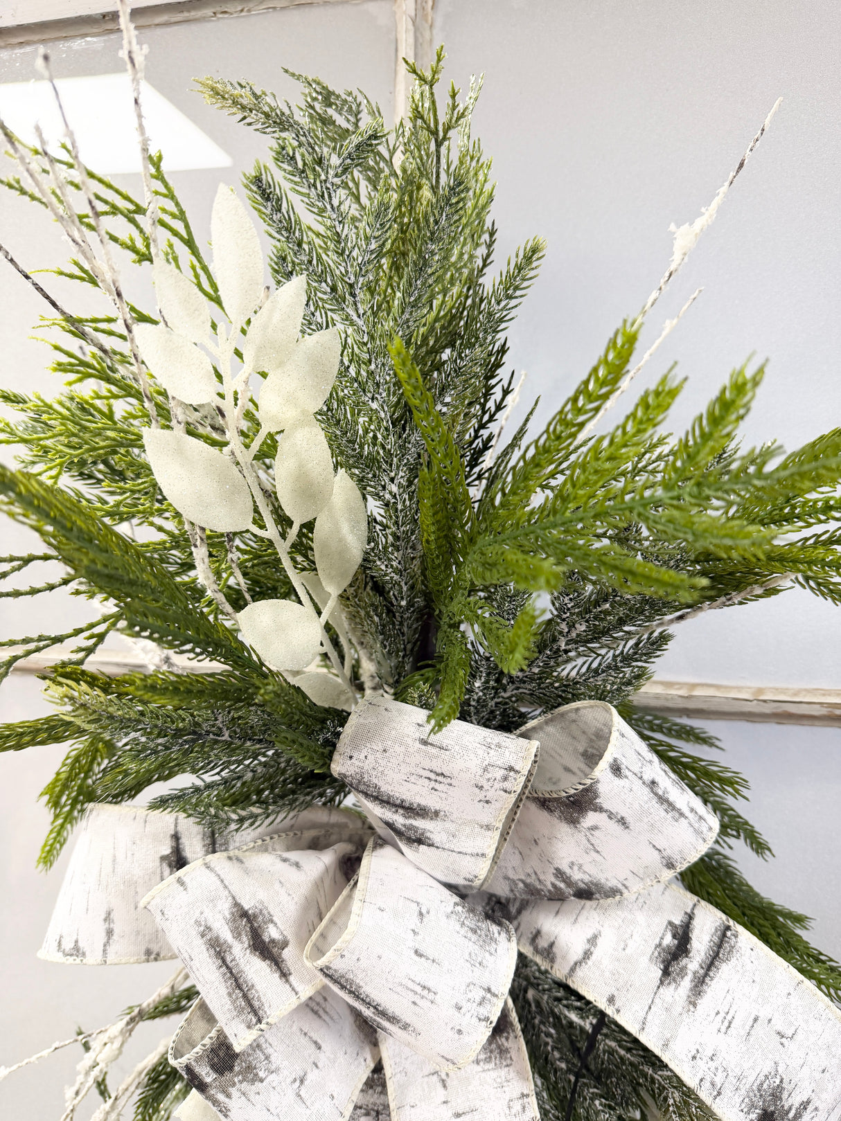 27" Winter Cuddles Teardrop Swag