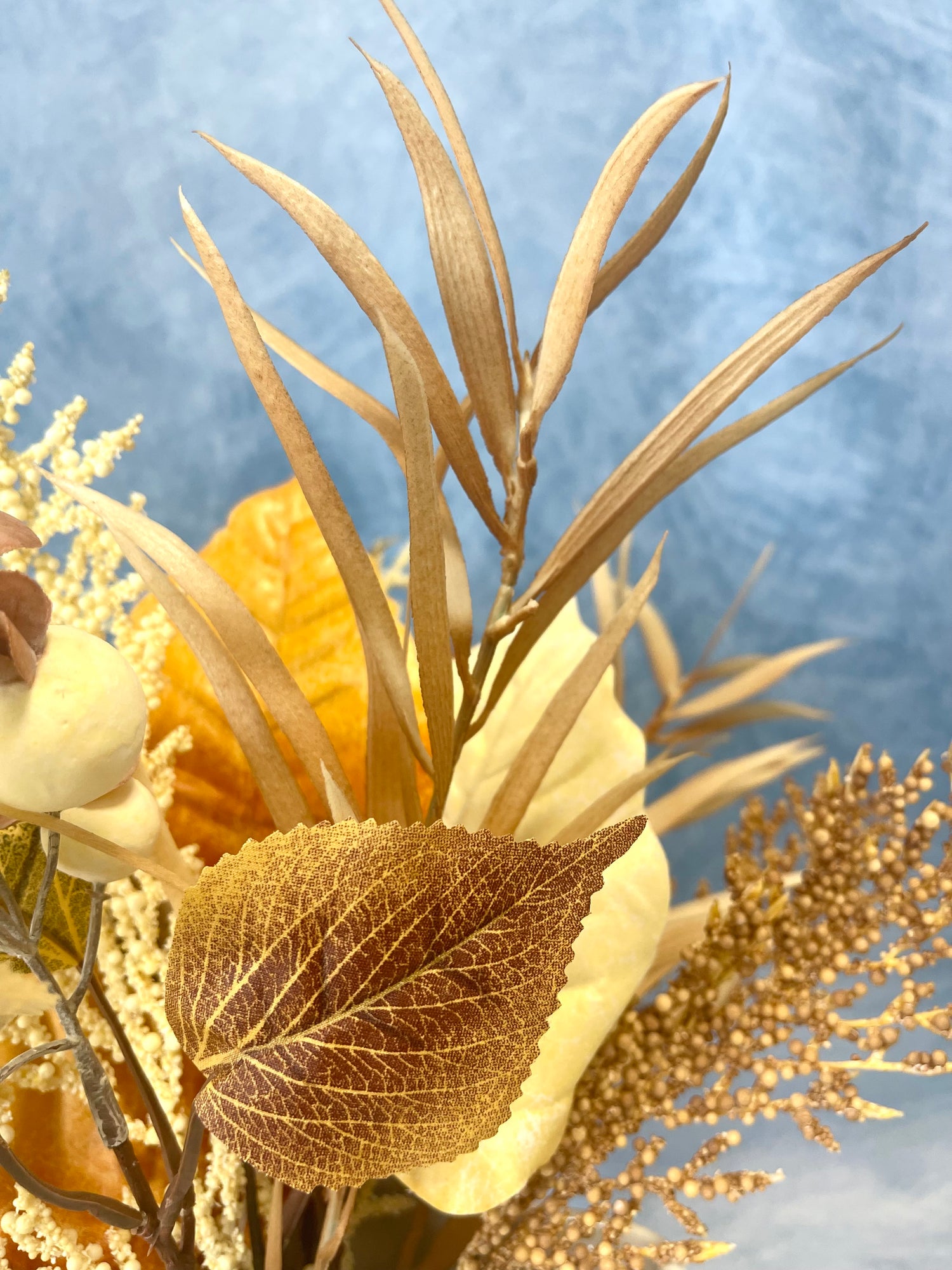 Mixed Rustling Leaves Pick