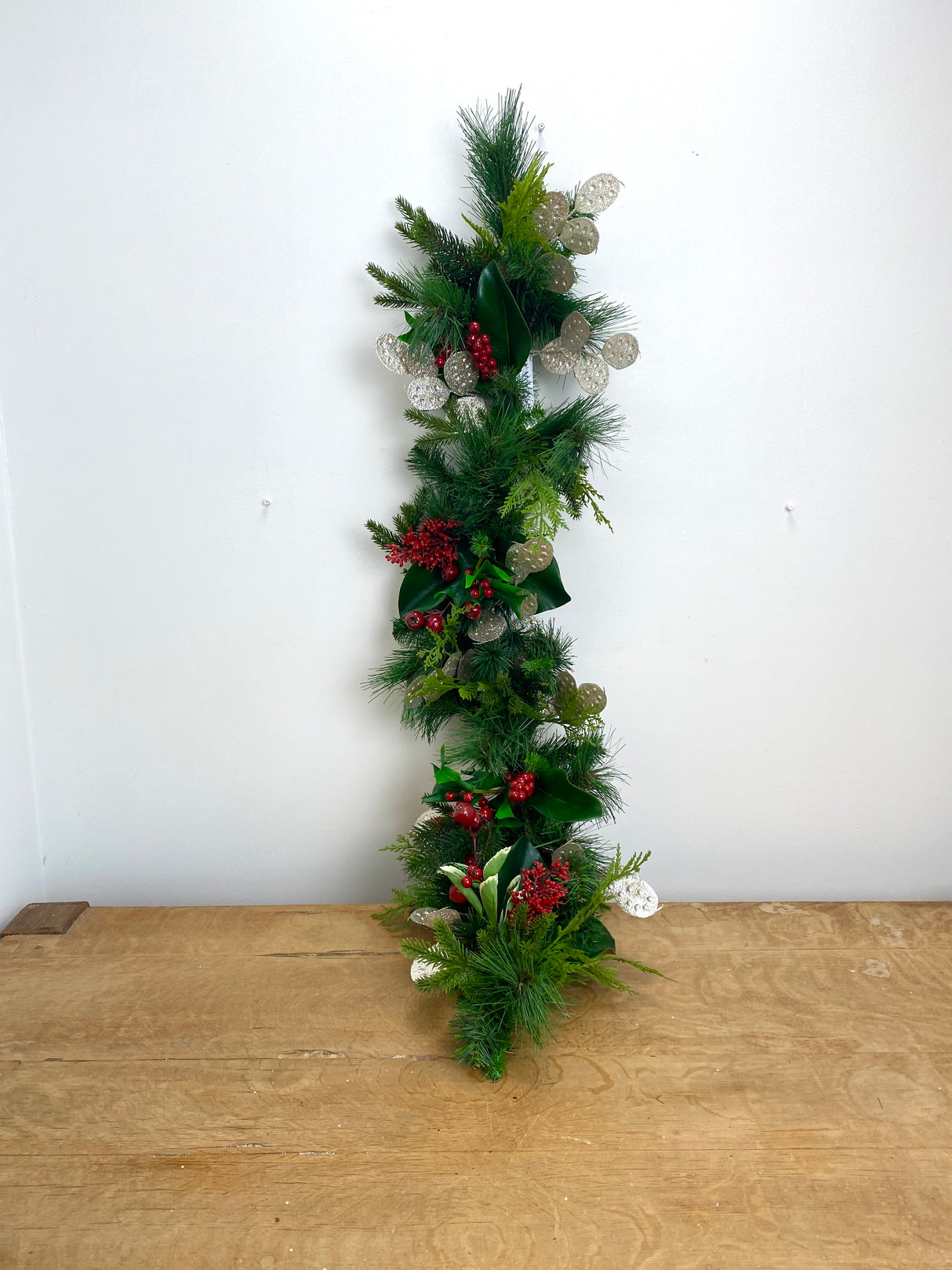 4' Holiday Glow Garland