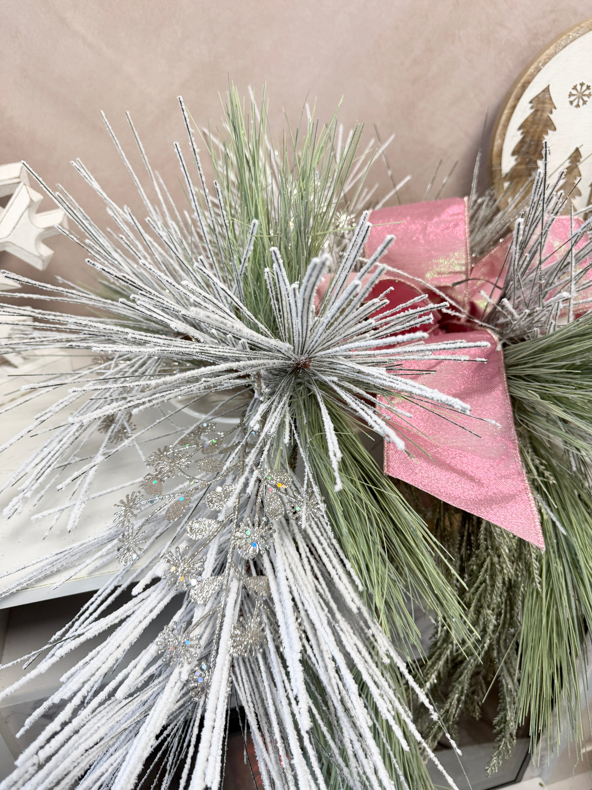 38" Kates Pine Accent Topper