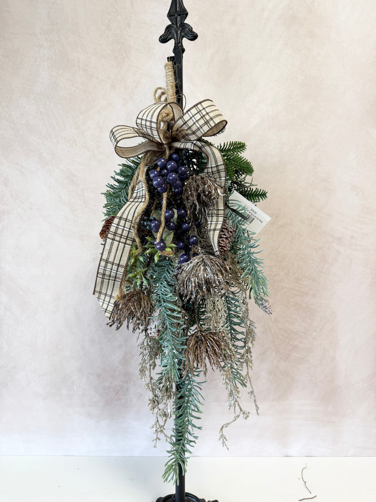 24" All Spruced Up Swag