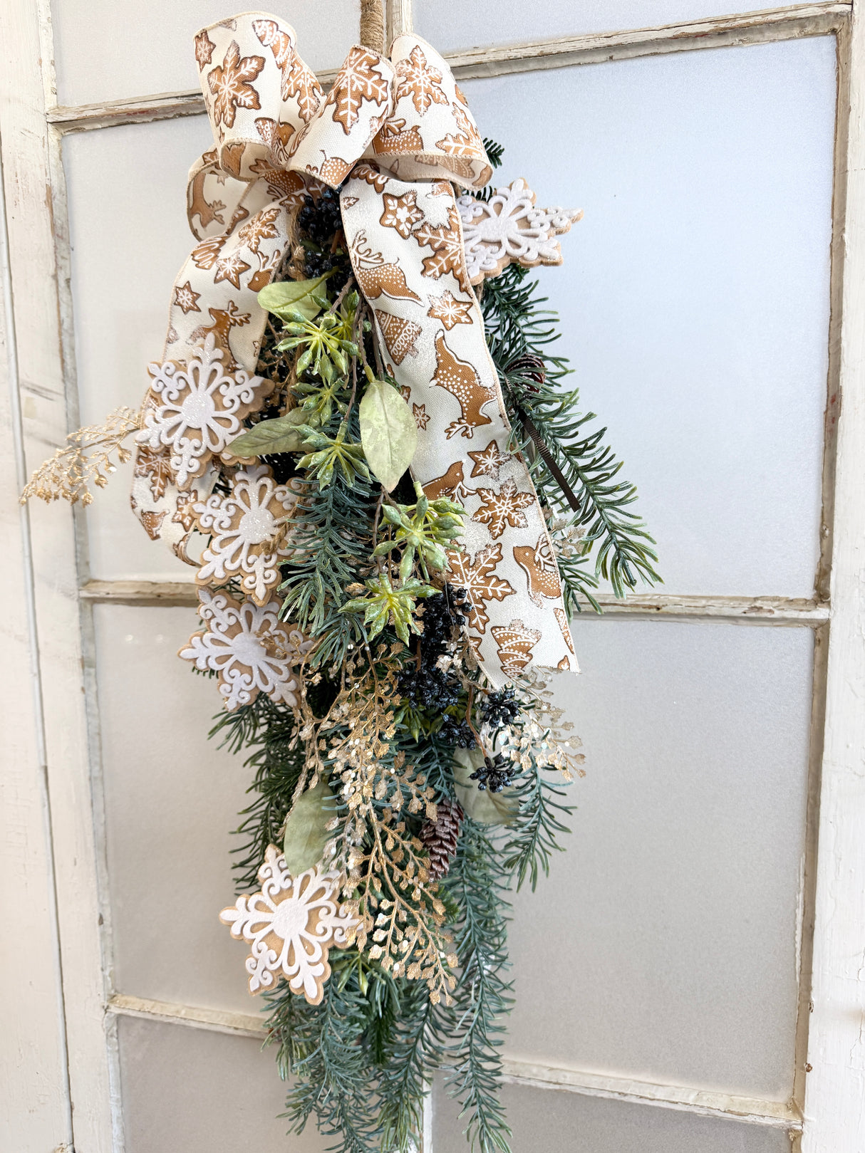 29" Christmas Cheer Swag