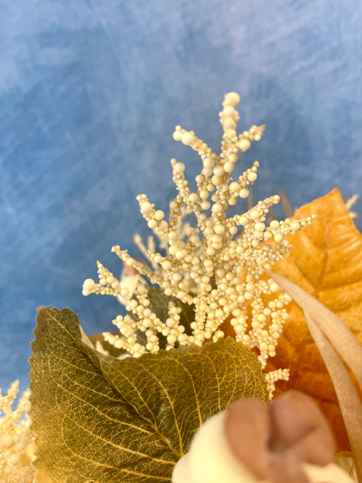 Mixed Rustling Leaves Pick