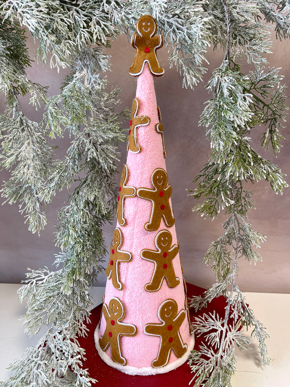 Holiday Fun Gingerbread Tree Set of 2