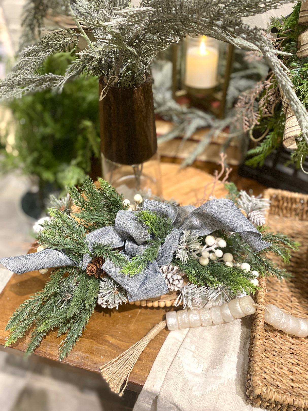 19" Wonder of Winter Swag