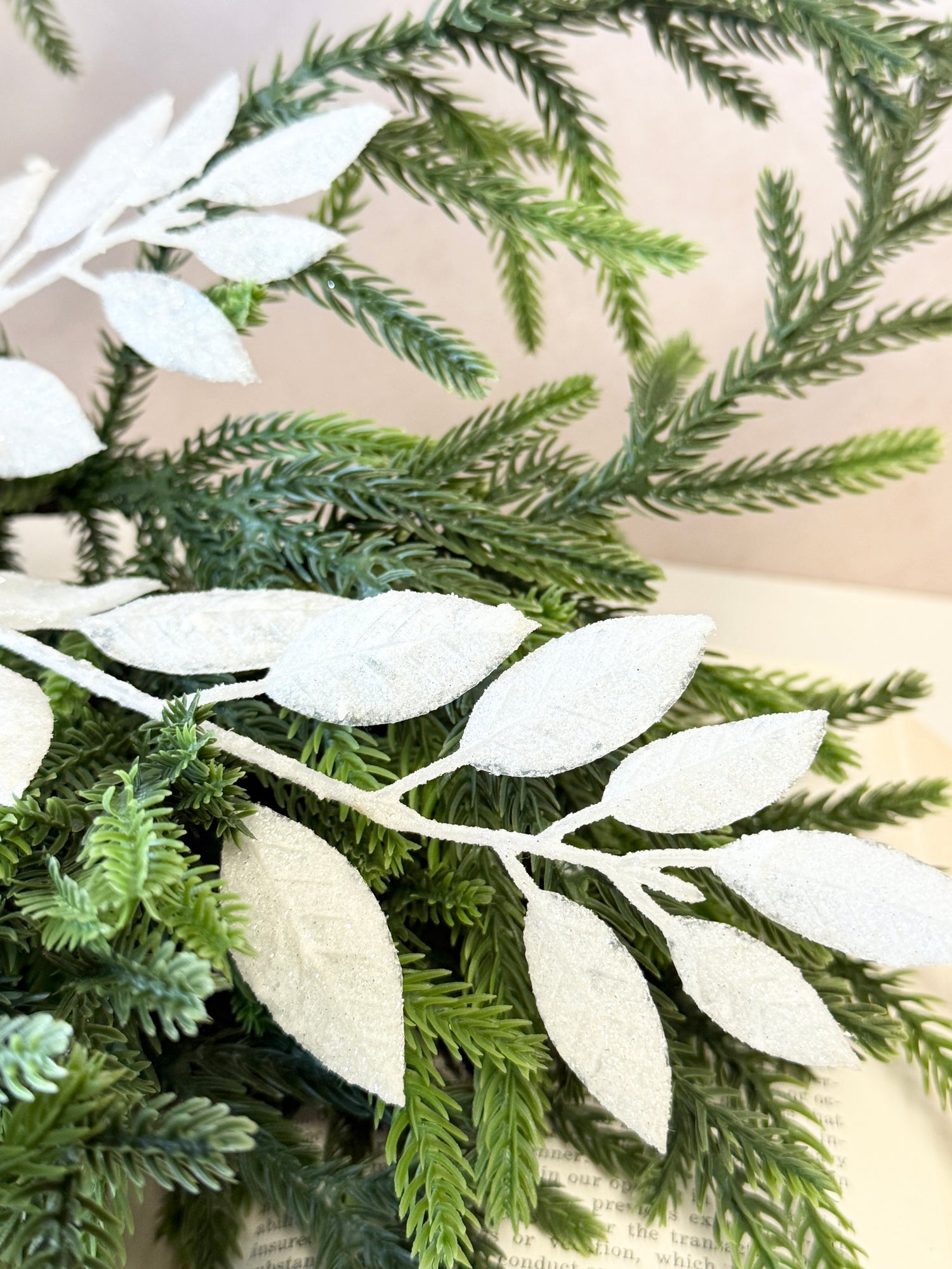 White Glitter Leaf Spray