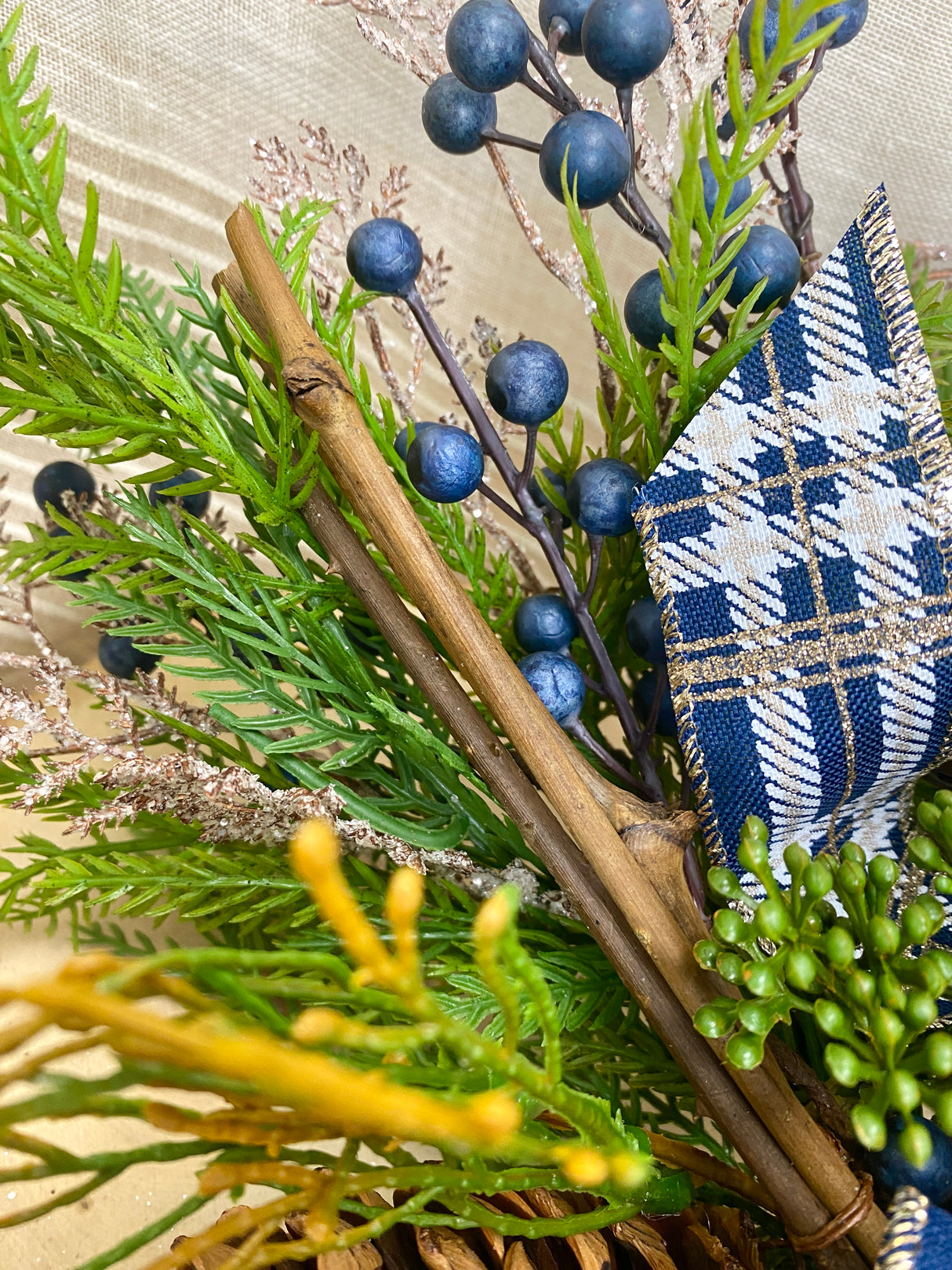 19" Glistening Winter Small Swag