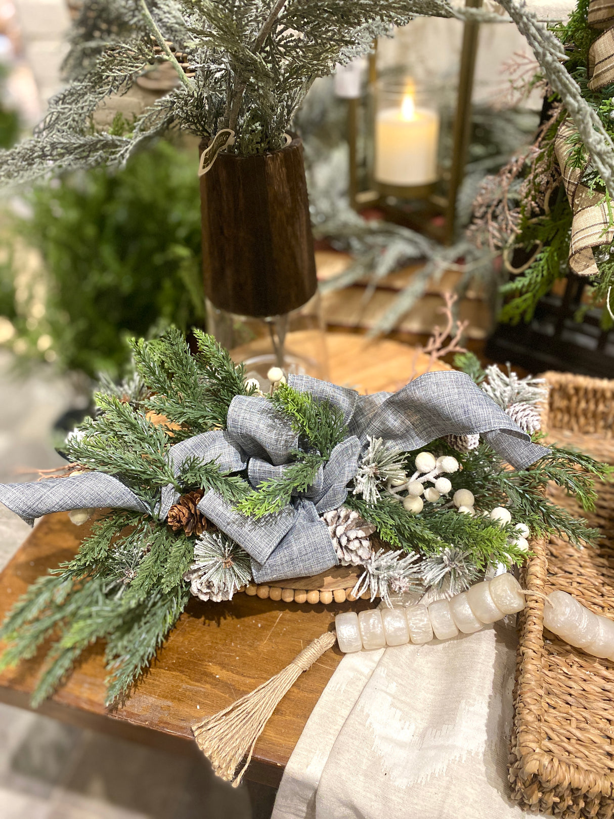 19" Wonder of Winter Swag