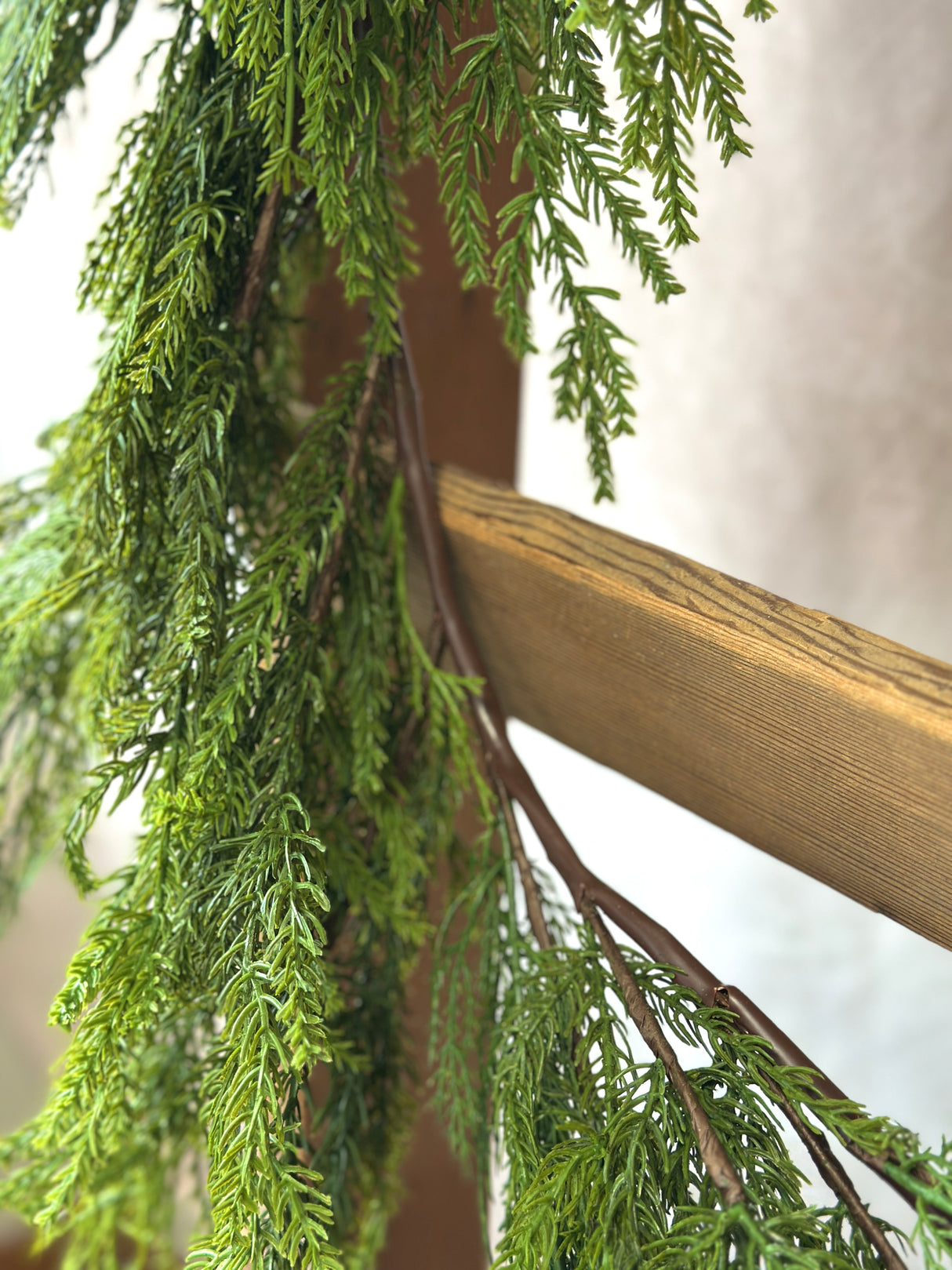 6' Ultra Deluxe Mixed Cedar Garland