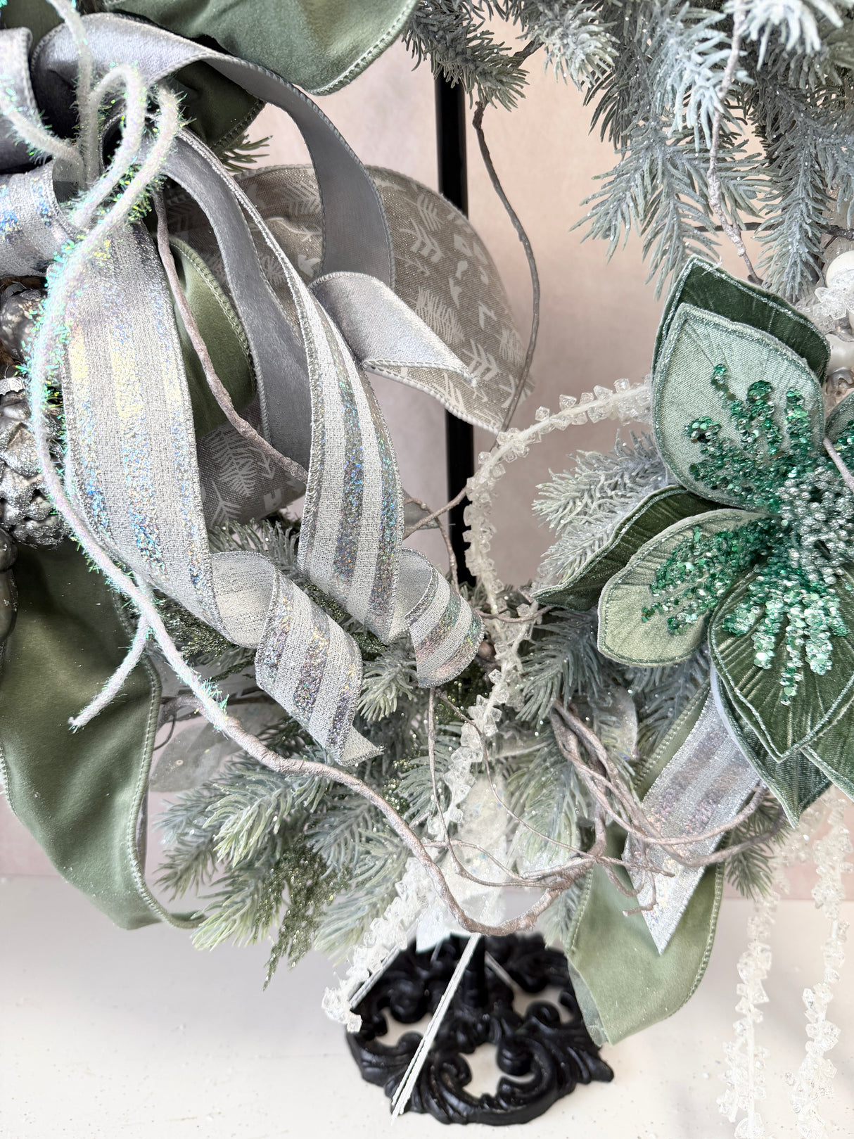 28" All That Glitters Wreath